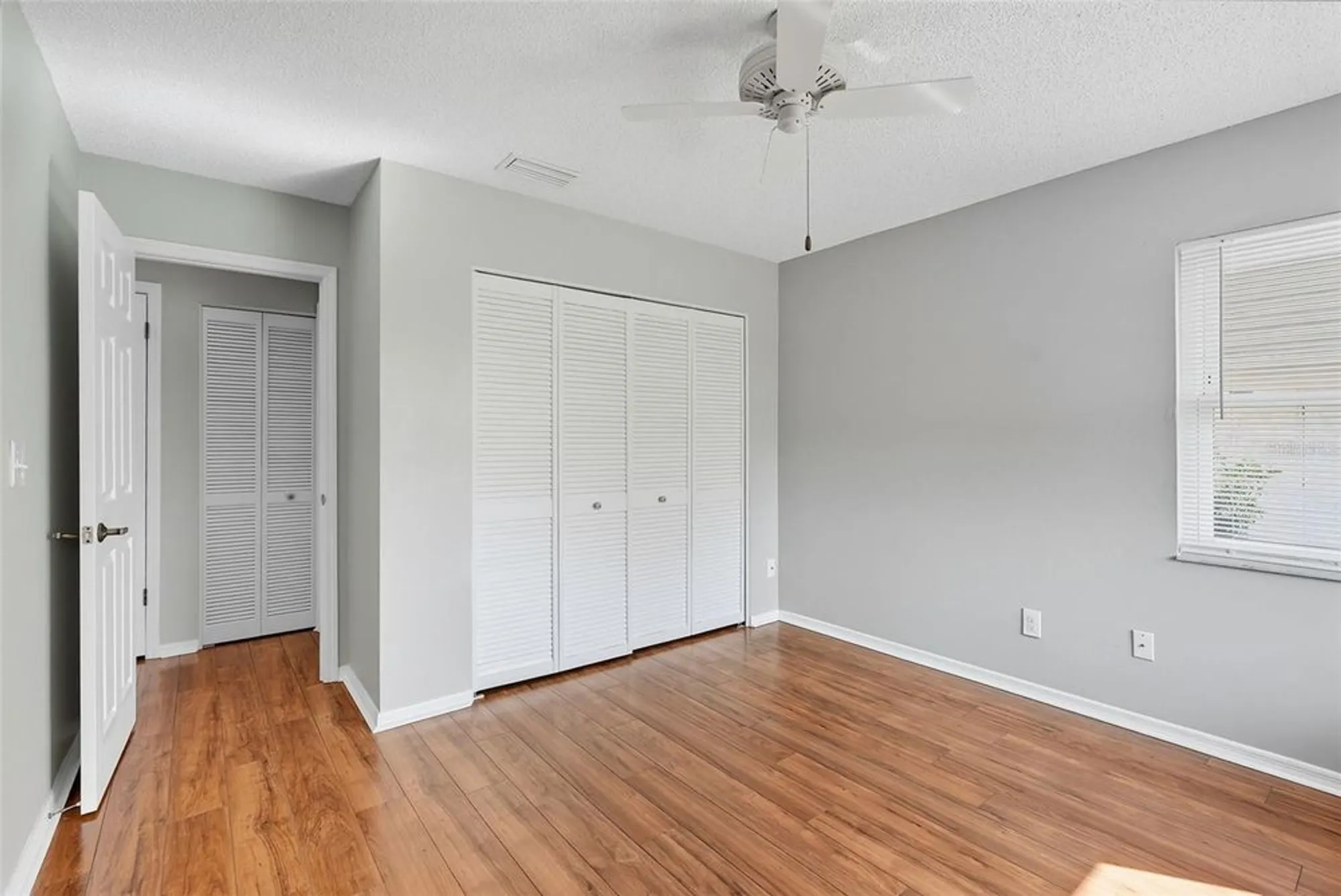 Property Slideshow image 18 of 32 | 1603 e del webb blvd, Sun City Center, FL, 33573