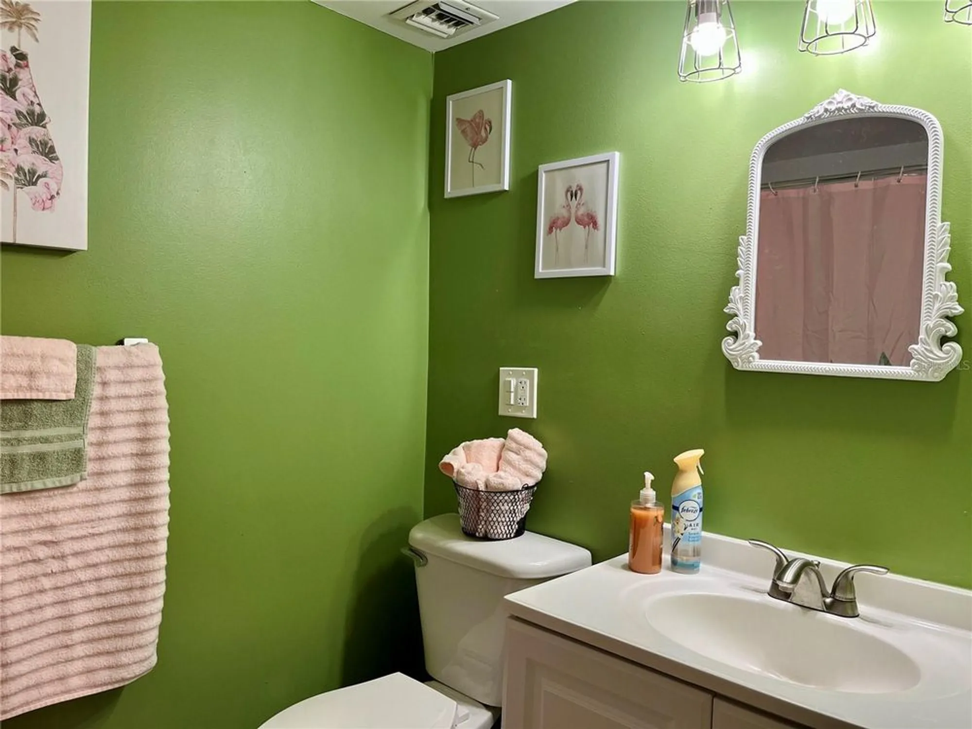 Property Slideshow image 22 of 44 | 2290 aaron st apt 210, Port Charlotte, FL, 33952