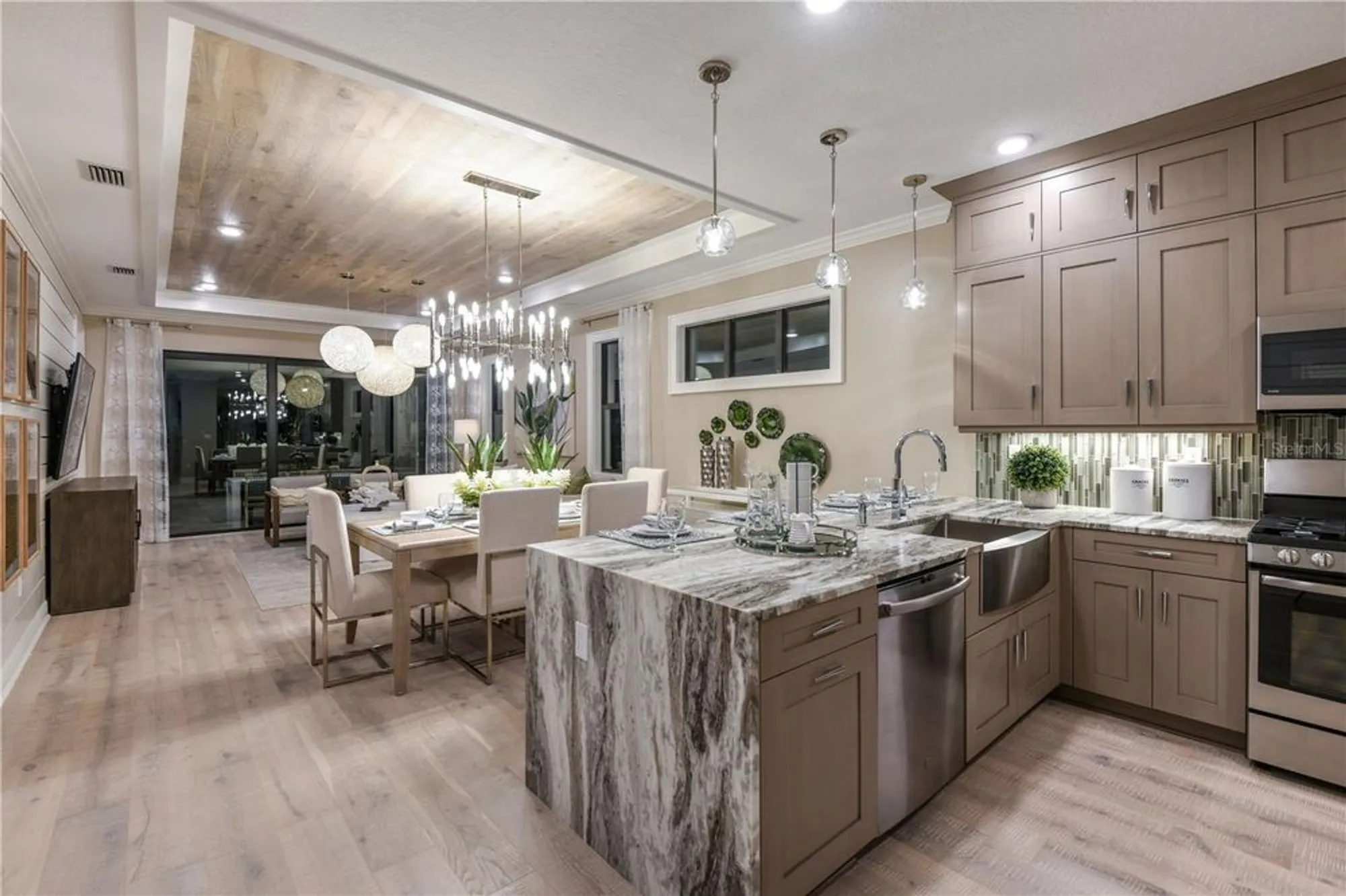 Property Slideshow image 6 of 64 | 18352 rockport pl, Lakewood Ranch, FL, 34211