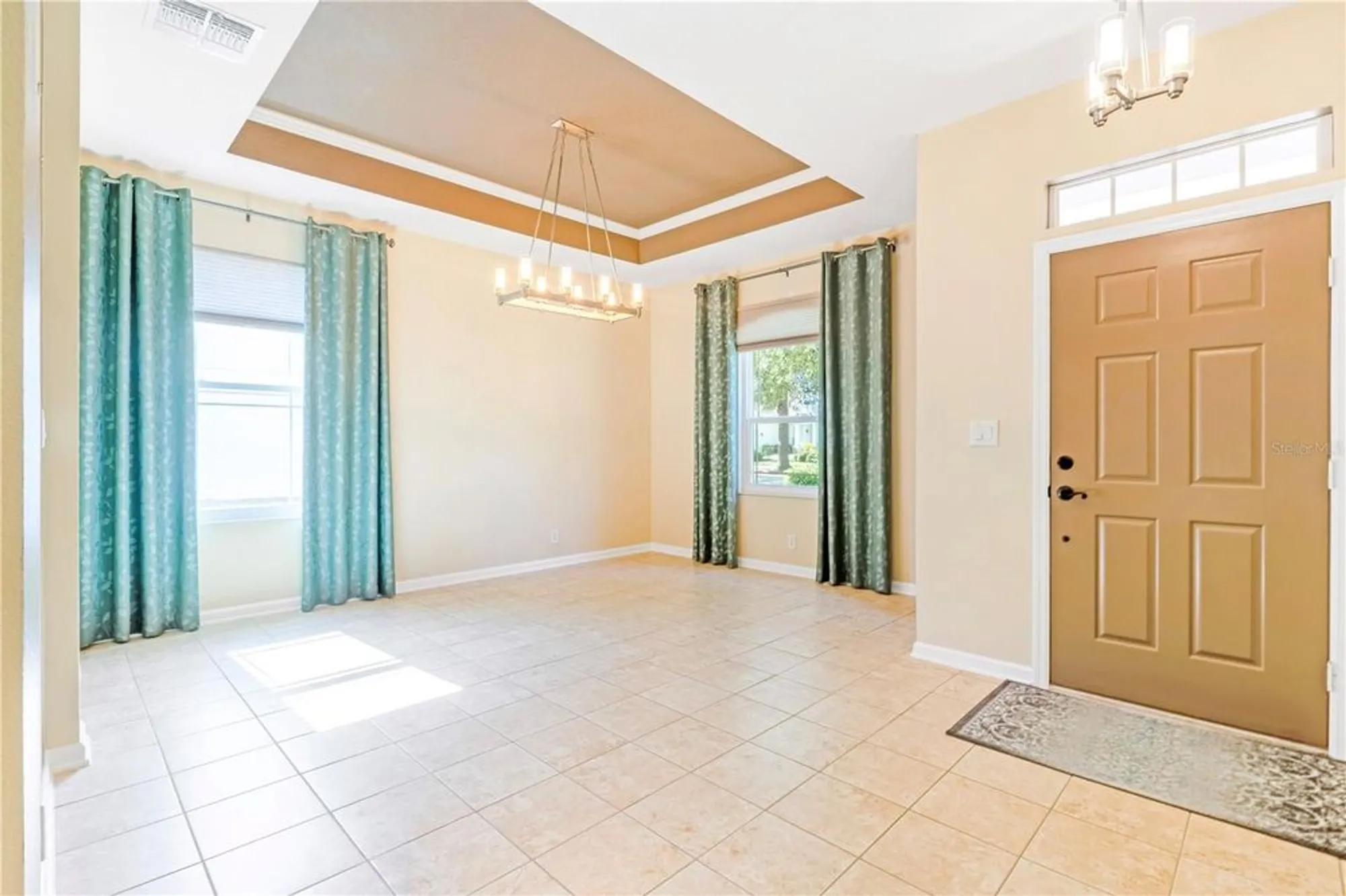 Property Slideshow image 6 of 33 | 123 avenham dr, Deland, FL, 32724