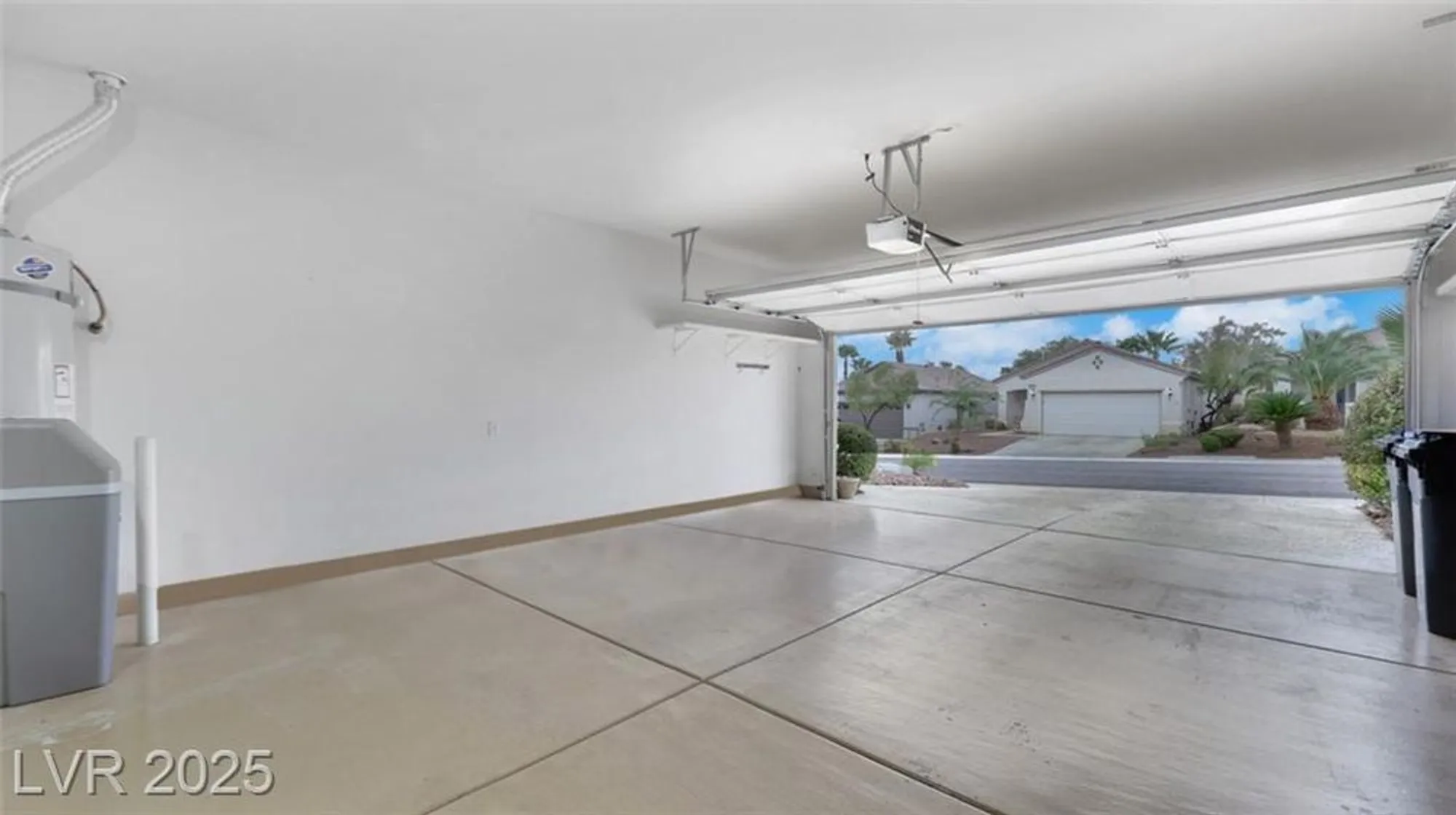 Property Slideshow image 36 of 36 | 2350 little bighorn dr, Henderson, NV, 89052