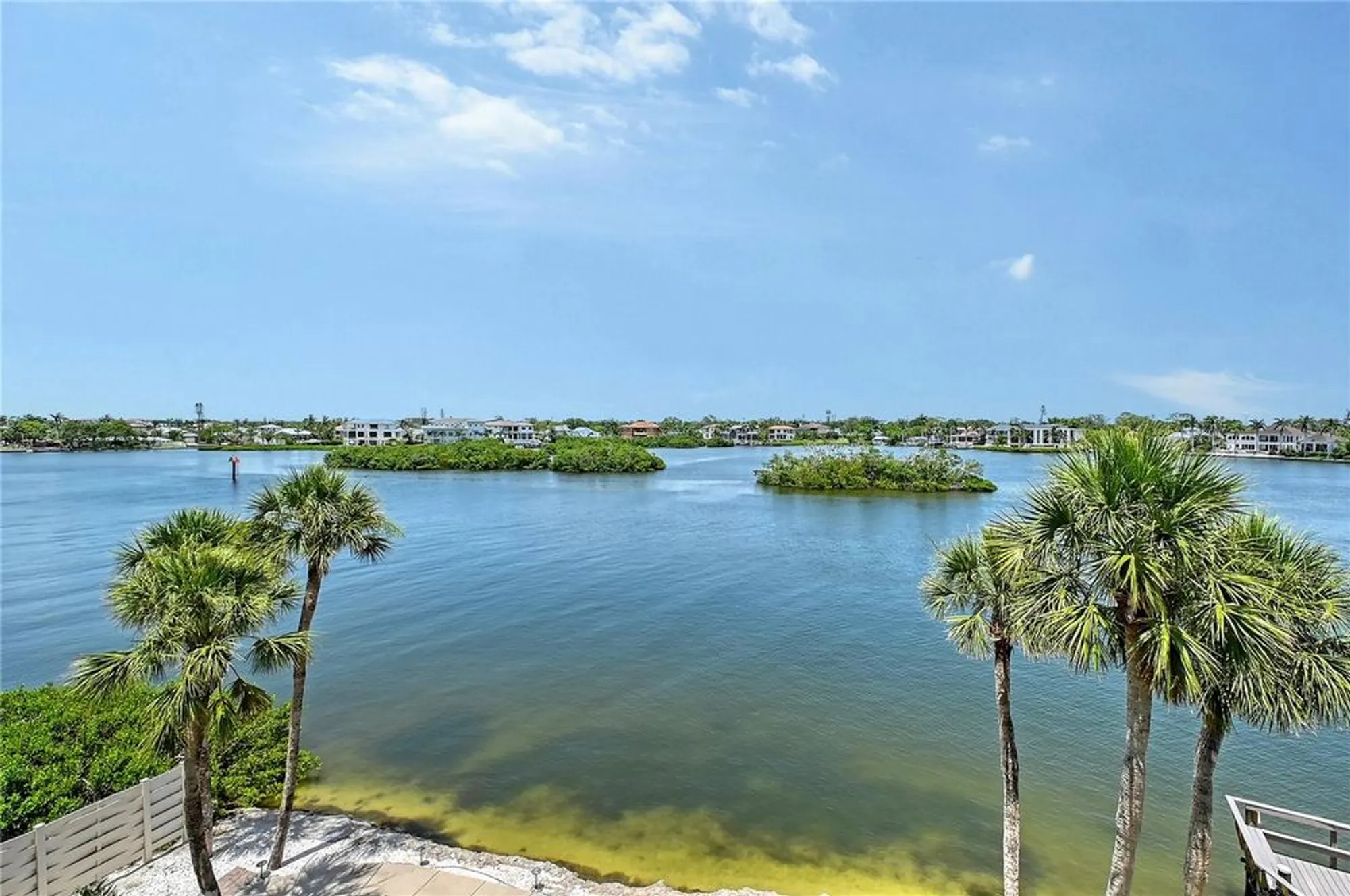 Property Slideshow image 9 of 37 | 1350 n portofino dr apt 402, Sarasota, FL, 34242