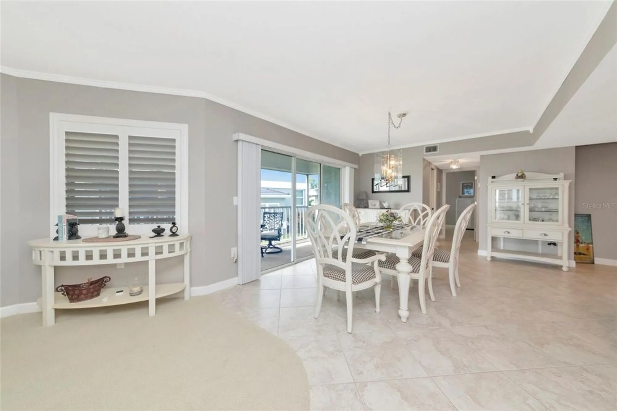 Property Slideshow image 20 of 52 | 1145 edgewater cir # 1145, Bradenton, FL, 34209