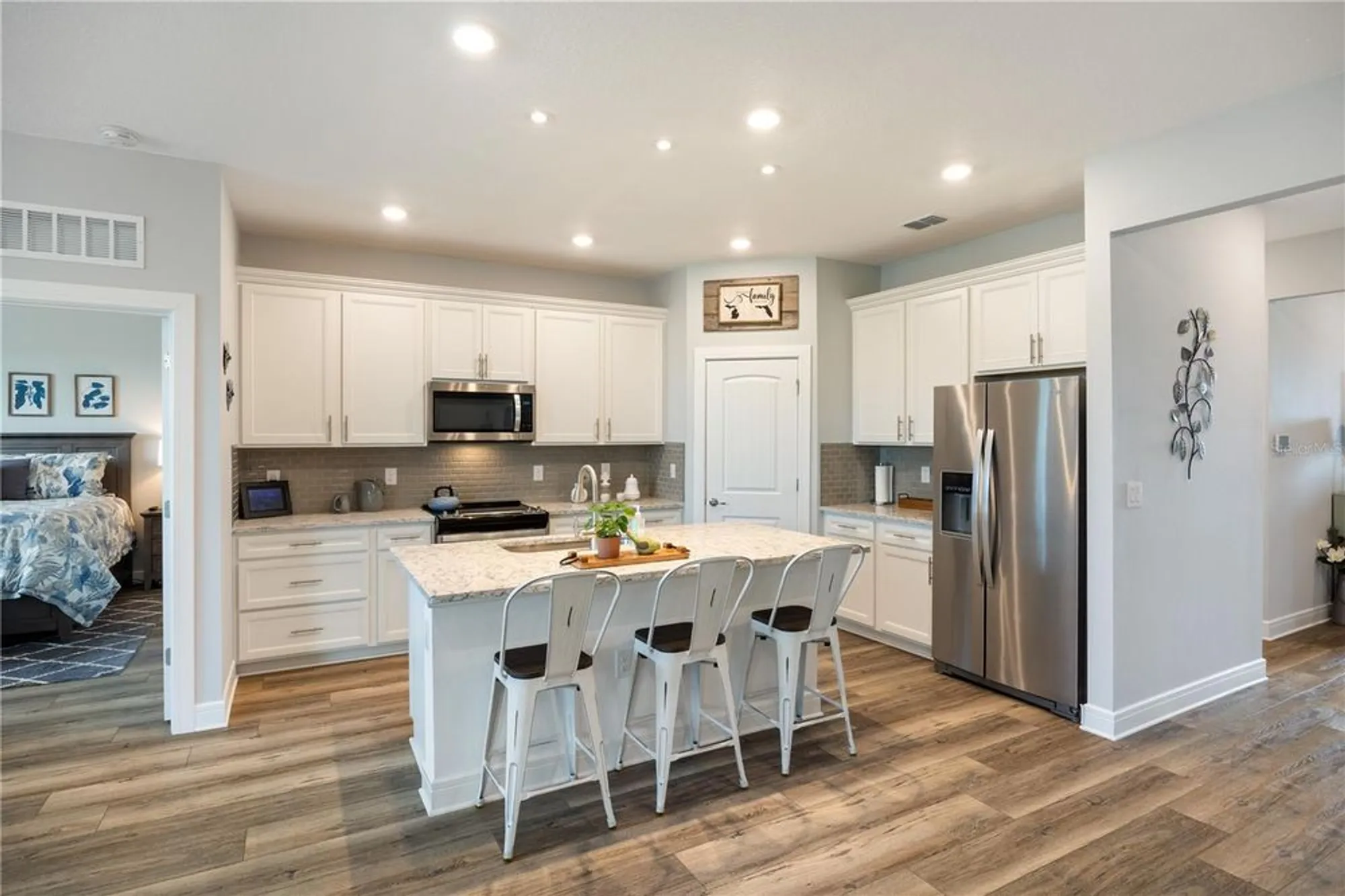 Property Slideshow image 11 of 55 | 9419 sw 52nd loop, Ocala, FL, 34481