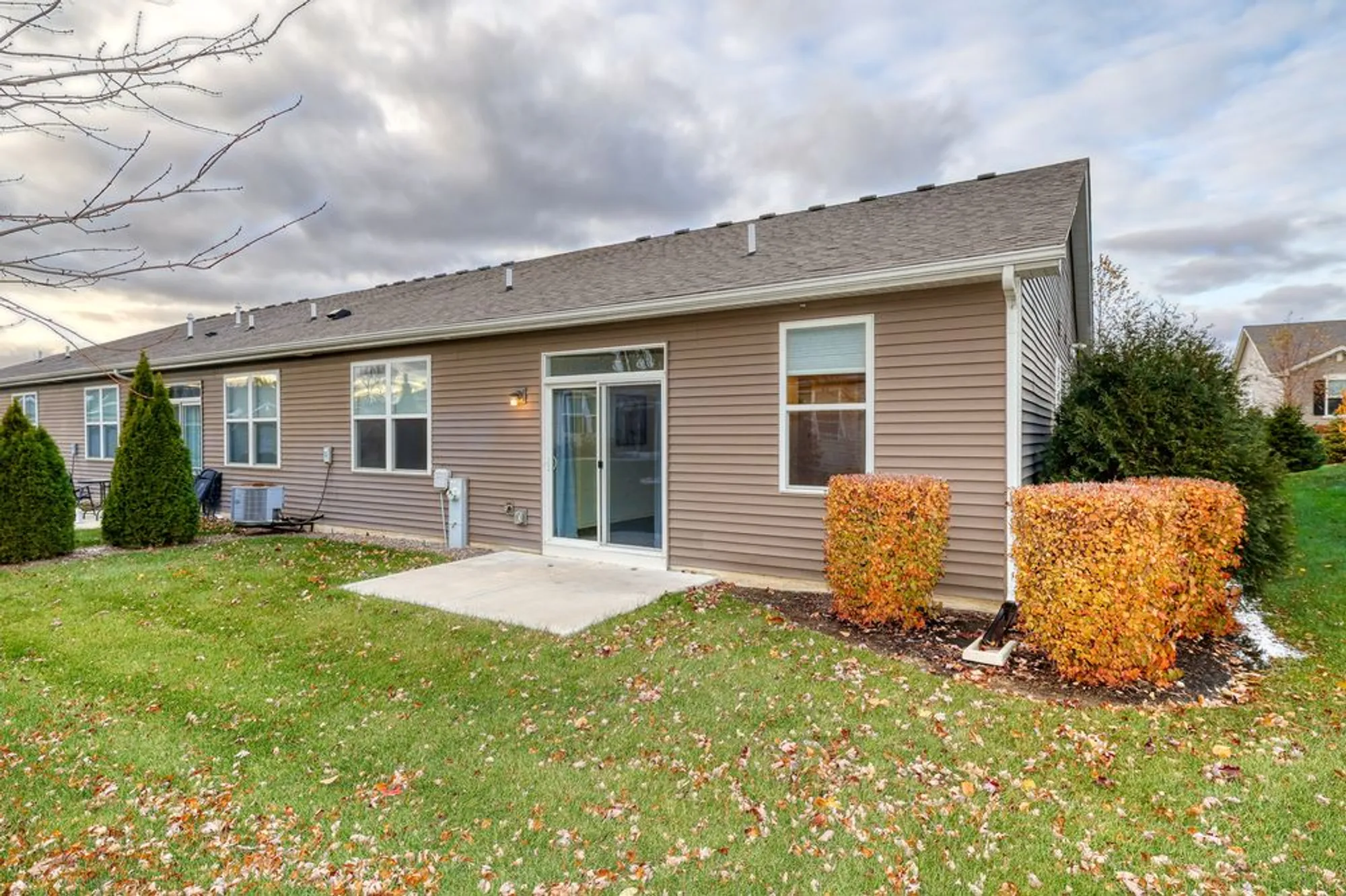 Property Slideshow image 15 of 19 | , North Aurora, IL, 60542