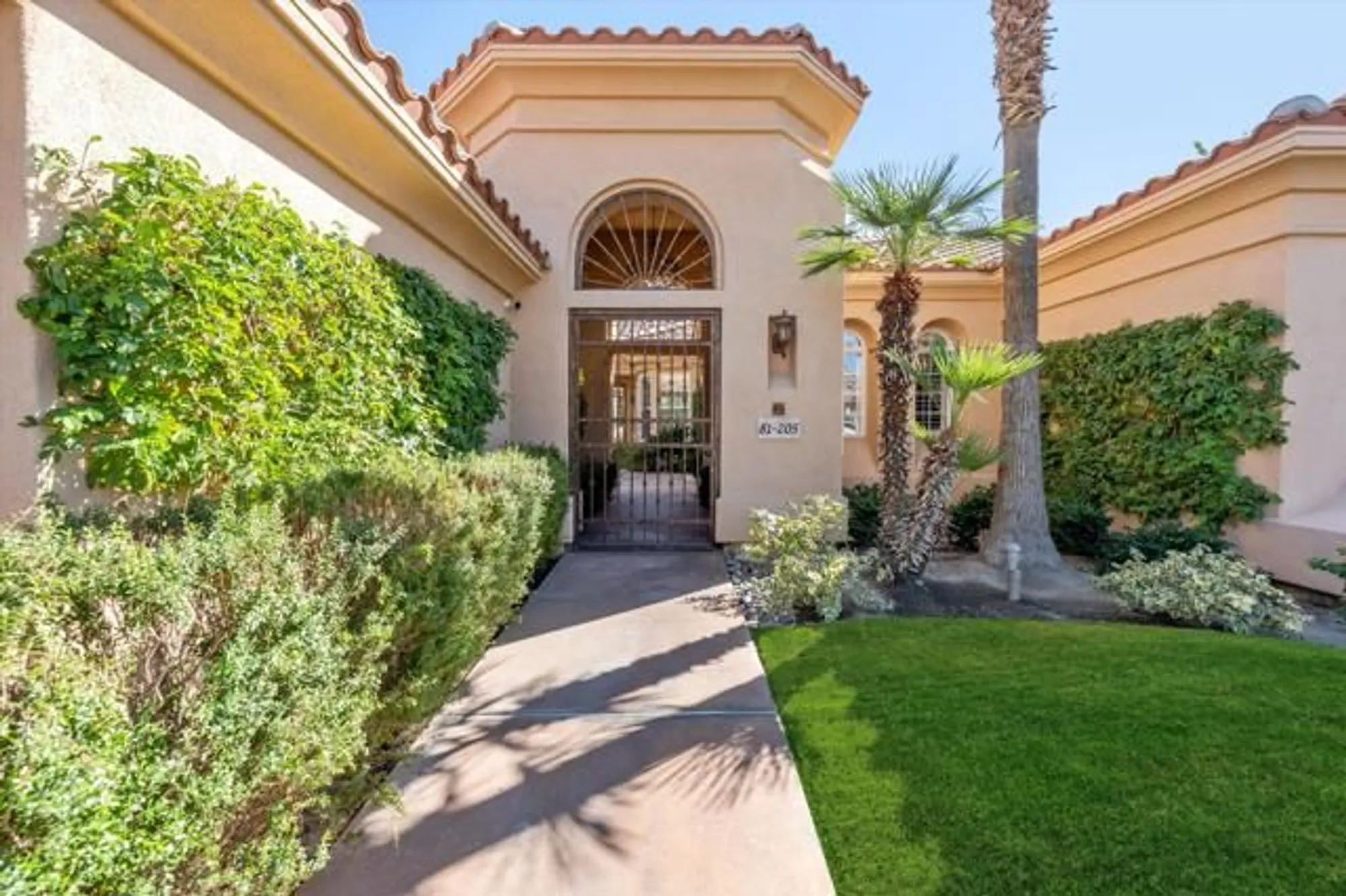 Property Slideshow image 5 of 47 | 81205 kingston heath, La Quinta, CA, 92253