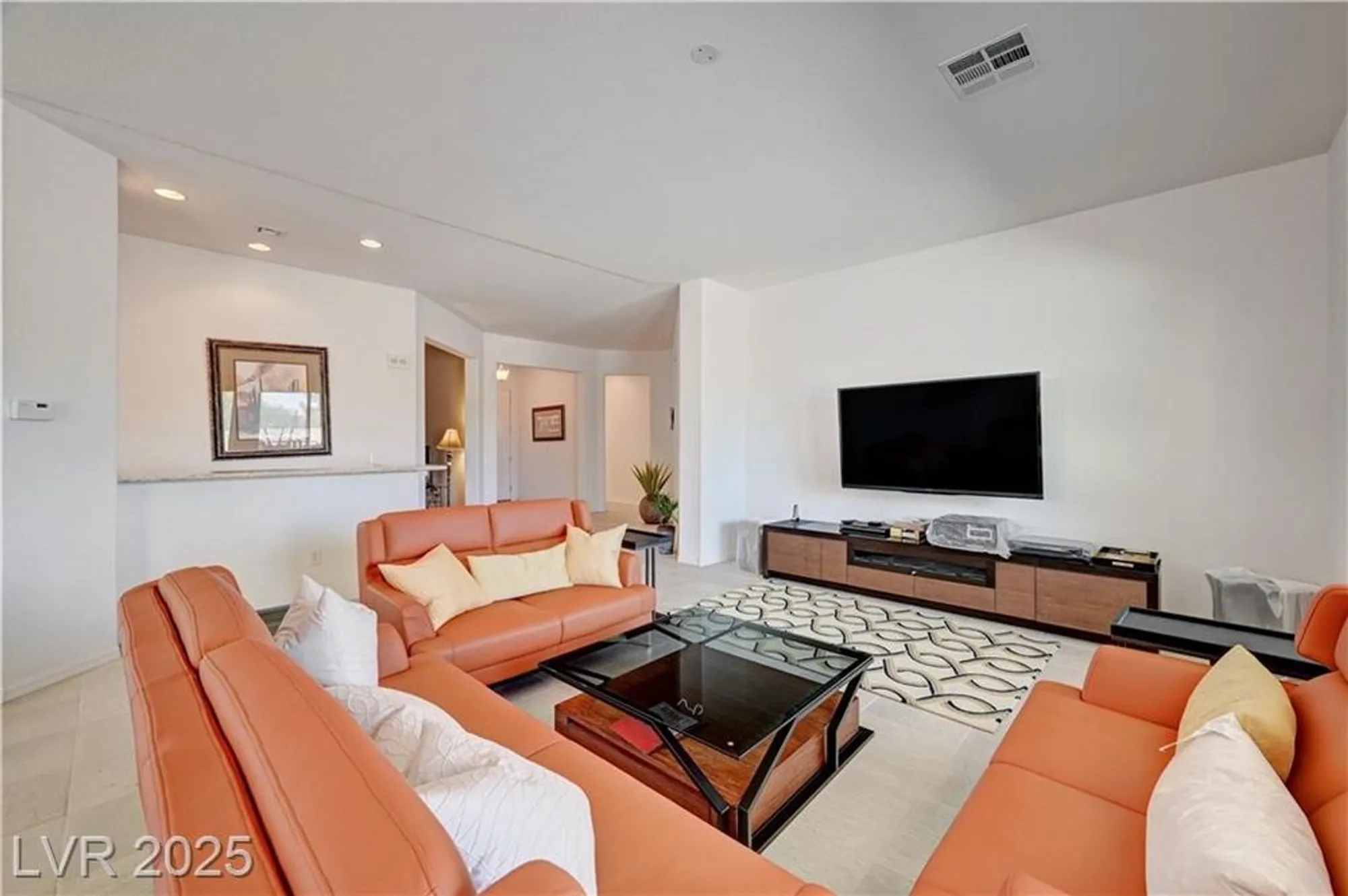 Property Slideshow image 6 of 45 | 2183 clearwater lake dr, Henderson, NV, 89044