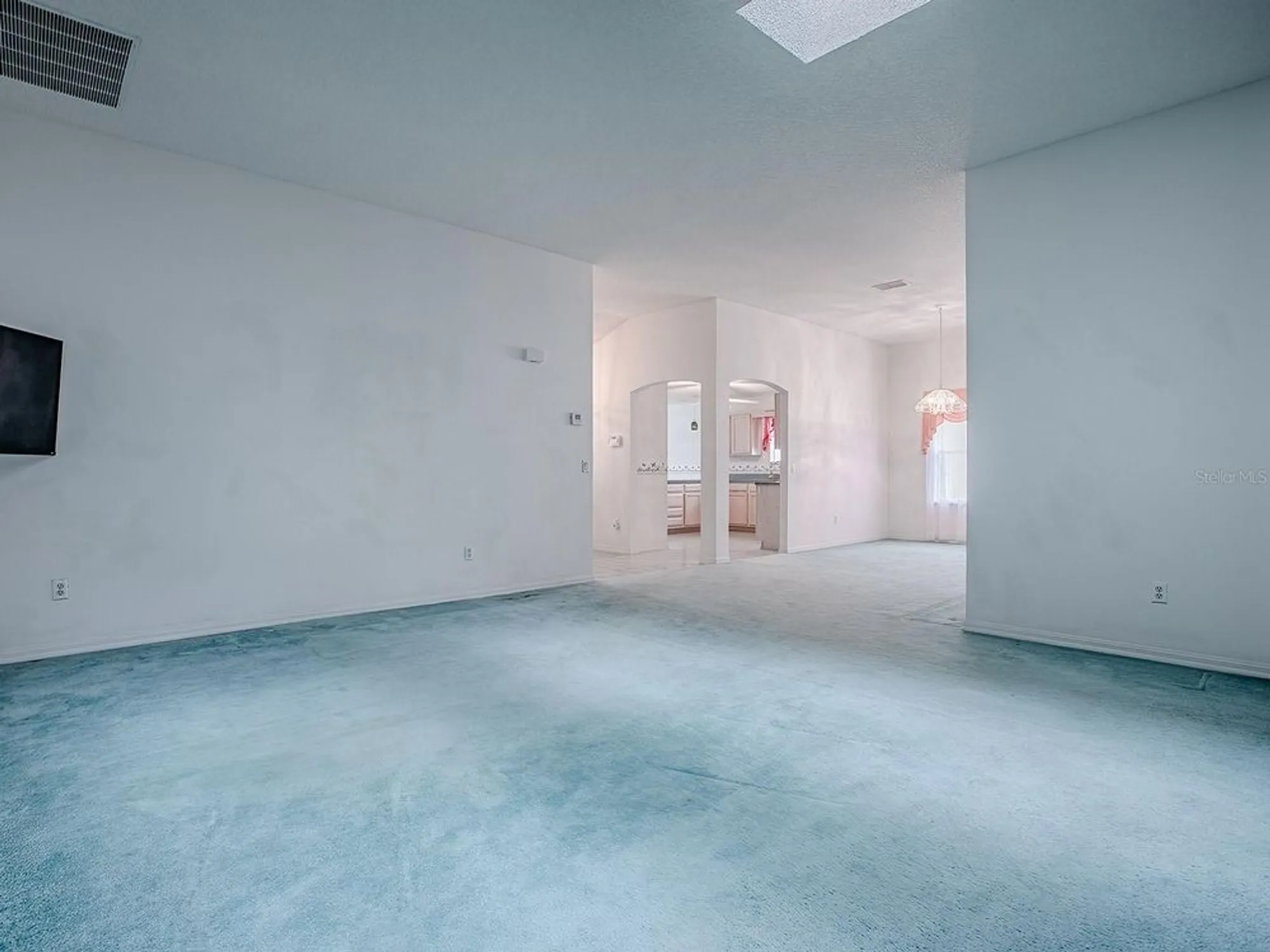 Property Slideshow image 19 of 75 | 1107 san antonio ln, The Villages, FL, 32159