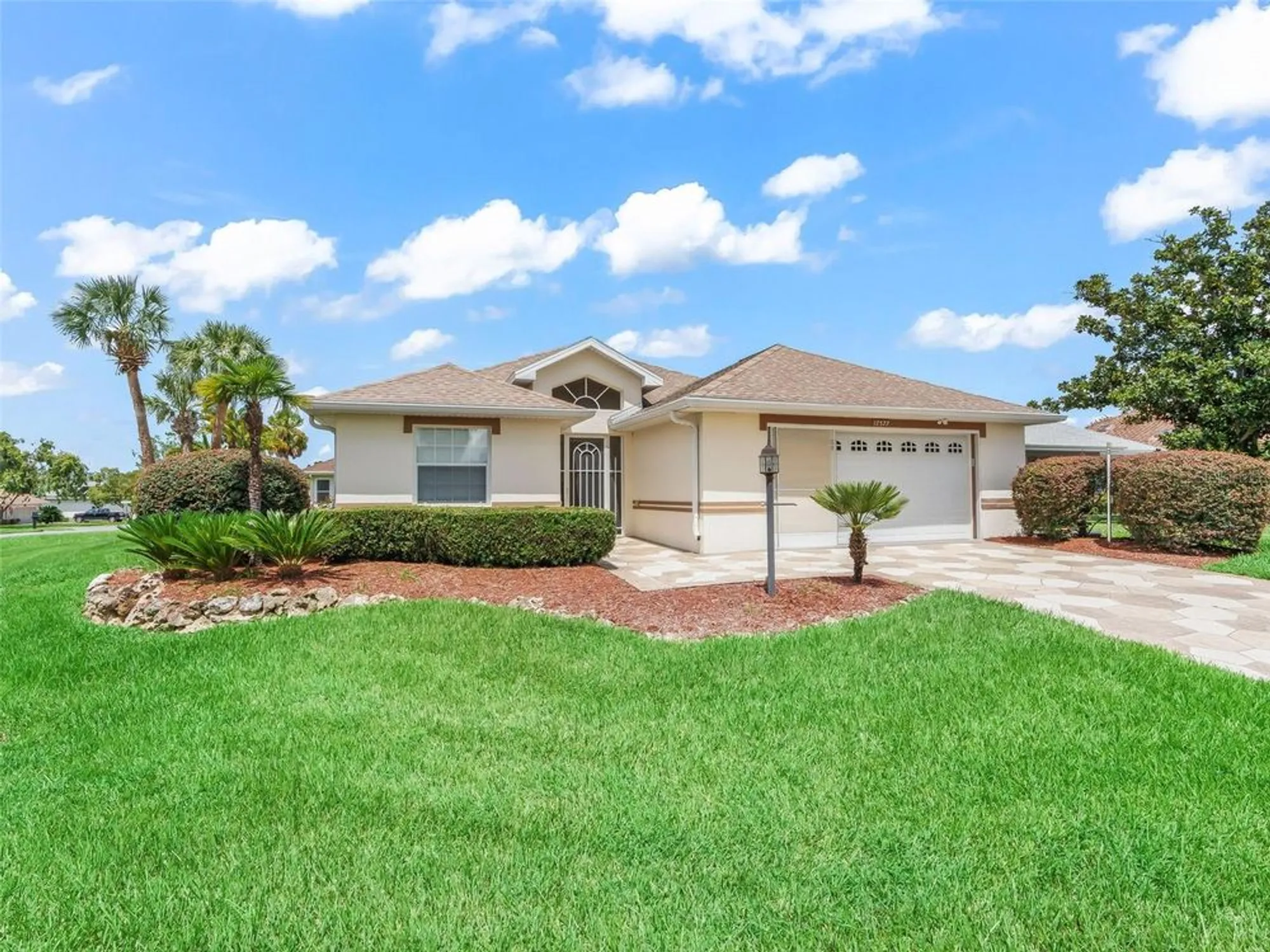 Property Slideshow image 3 of 62 | 17577 se 112th ave, Summerfield, FL, 34491