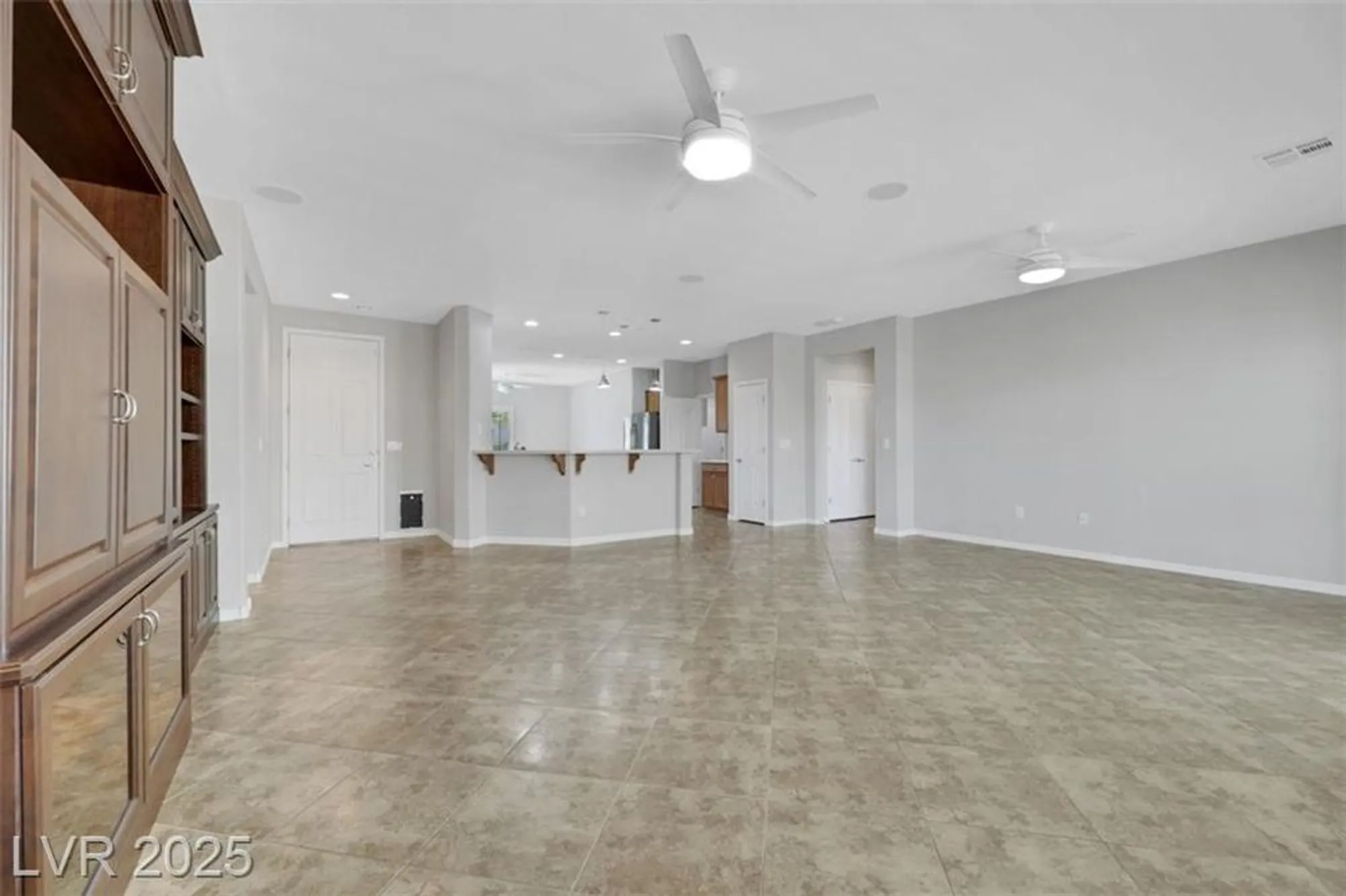 Property Slideshow image 17 of 34 | 2159 bensley st, Henderson, NV, 89044