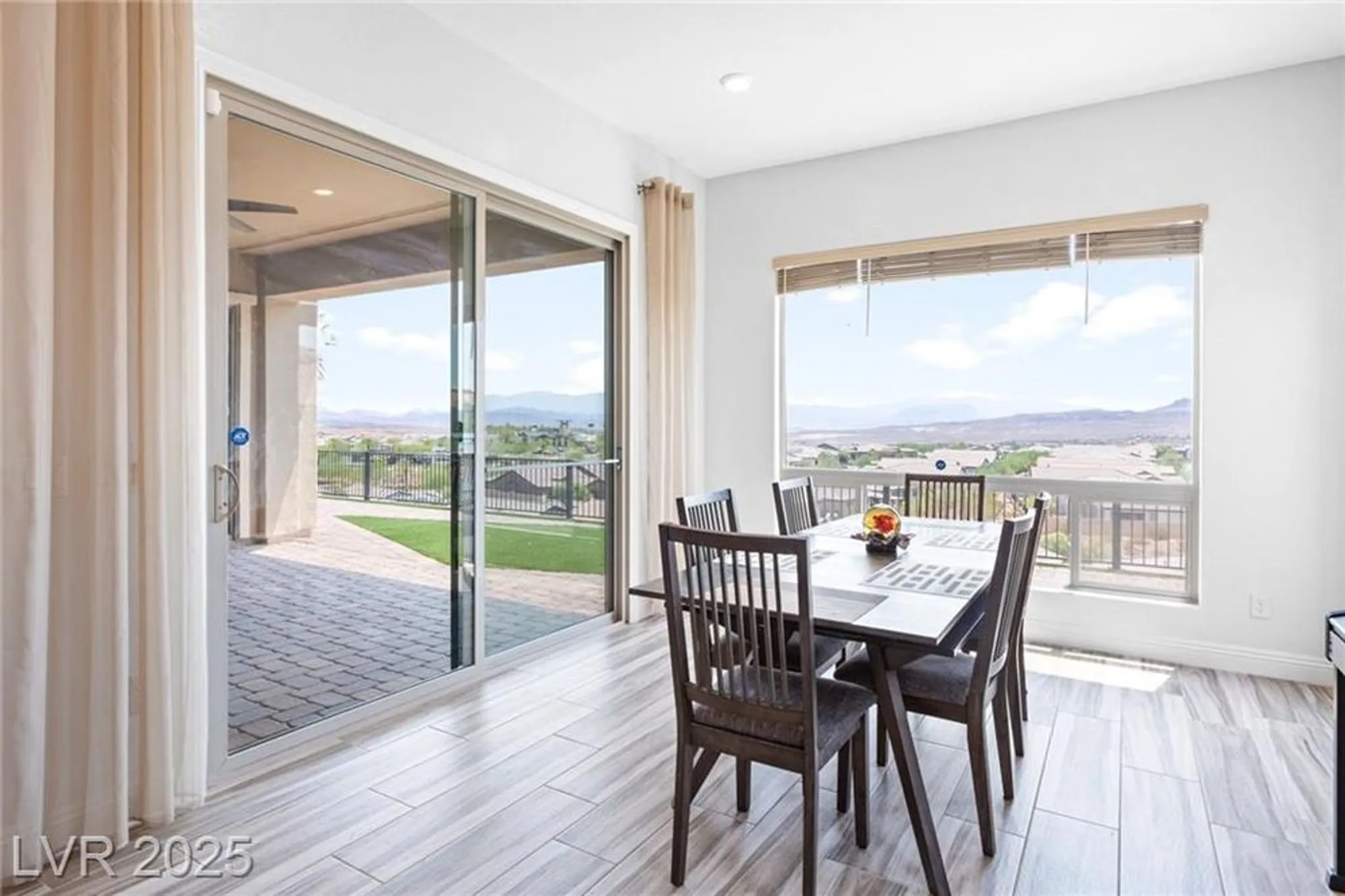 Property Slideshow image 17 of 73 | 80 mirage view dr, Henderson, NV, 89011