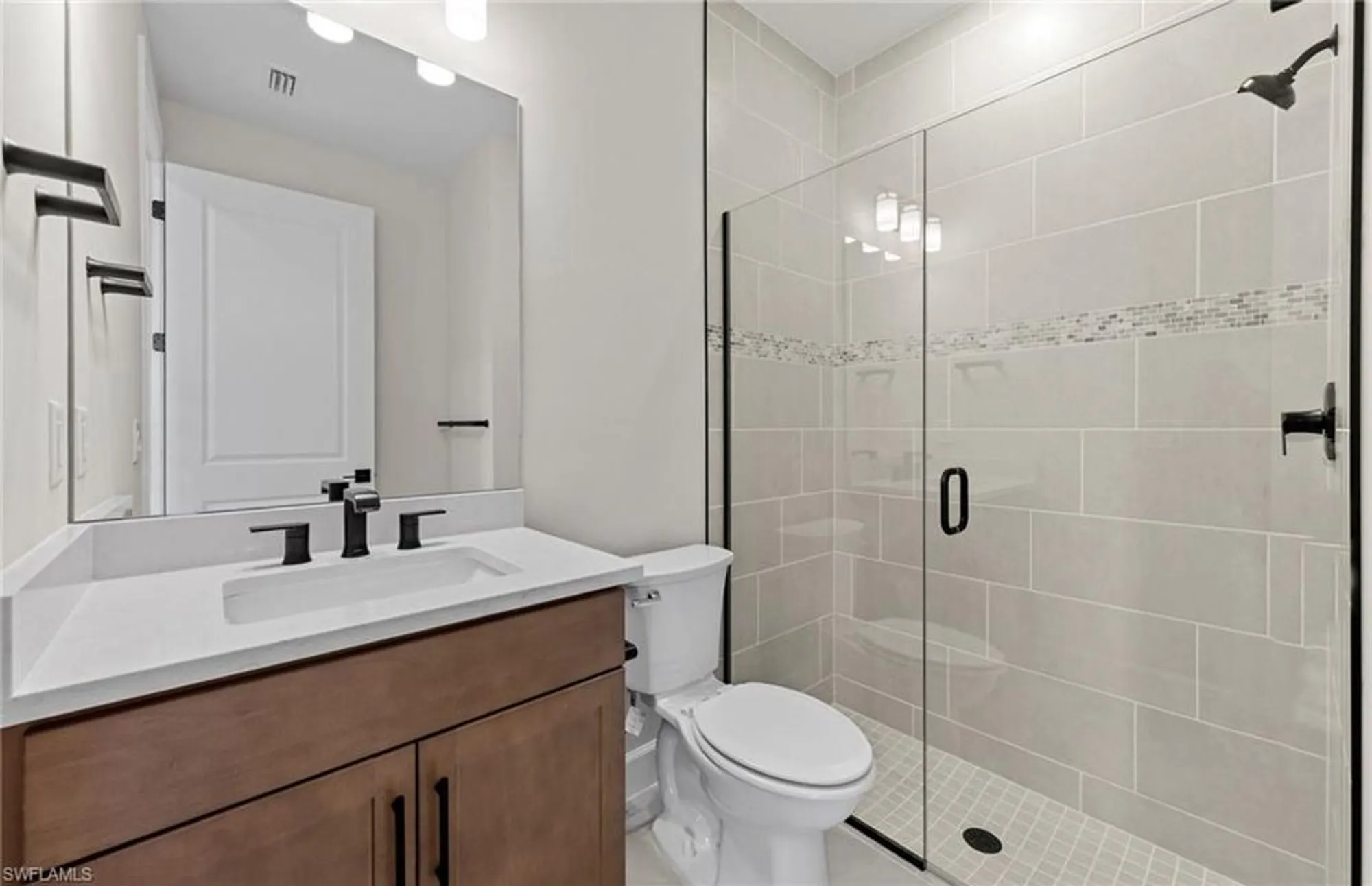 Property Slideshow image 28 of 47 | 7152 chapel creek ln, North Fort Myers, FL, 33917