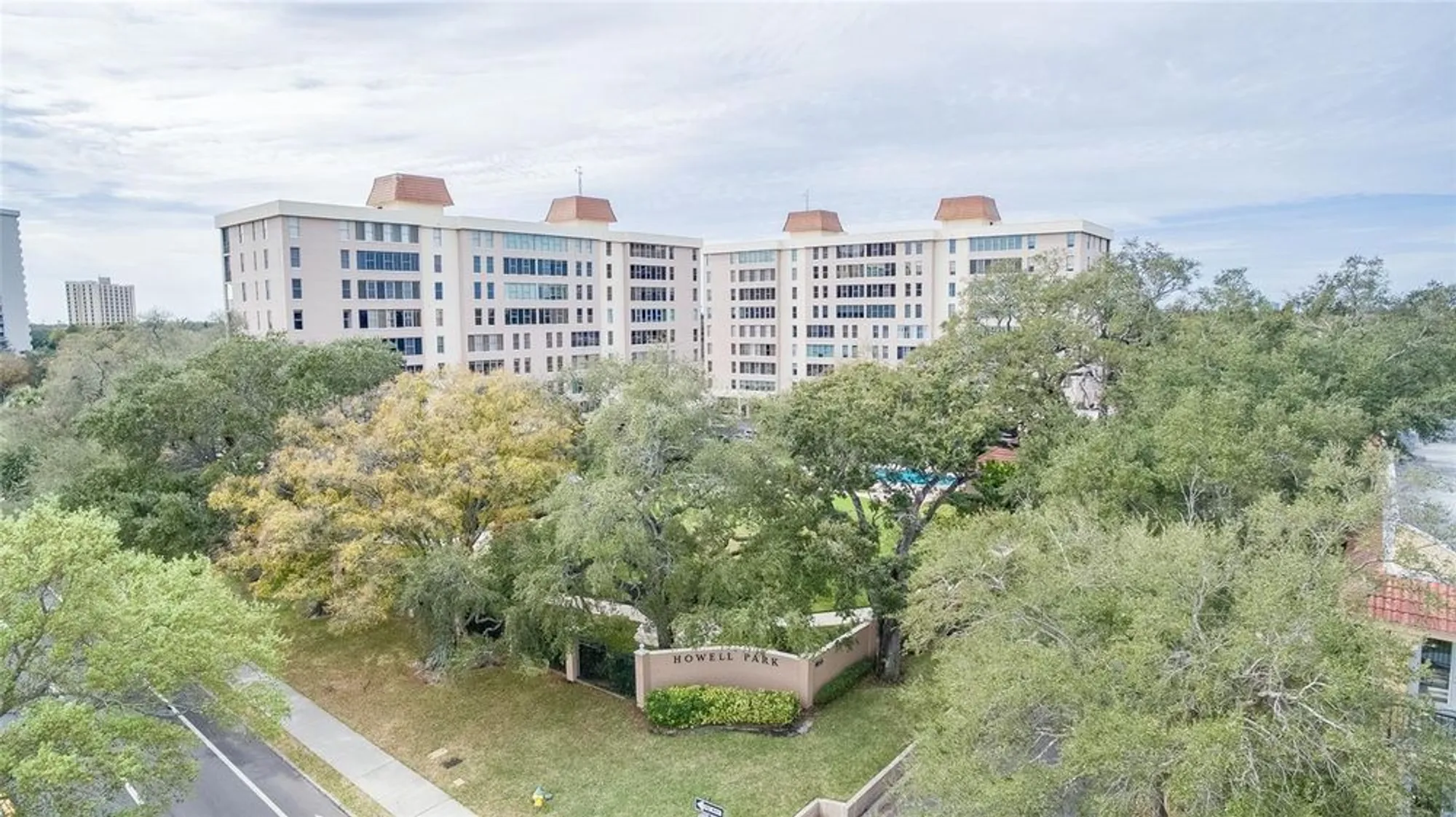 Property Slideshow image 34 of 37 | 2407 s ardson pl unit 601, Tampa, FL, 33629