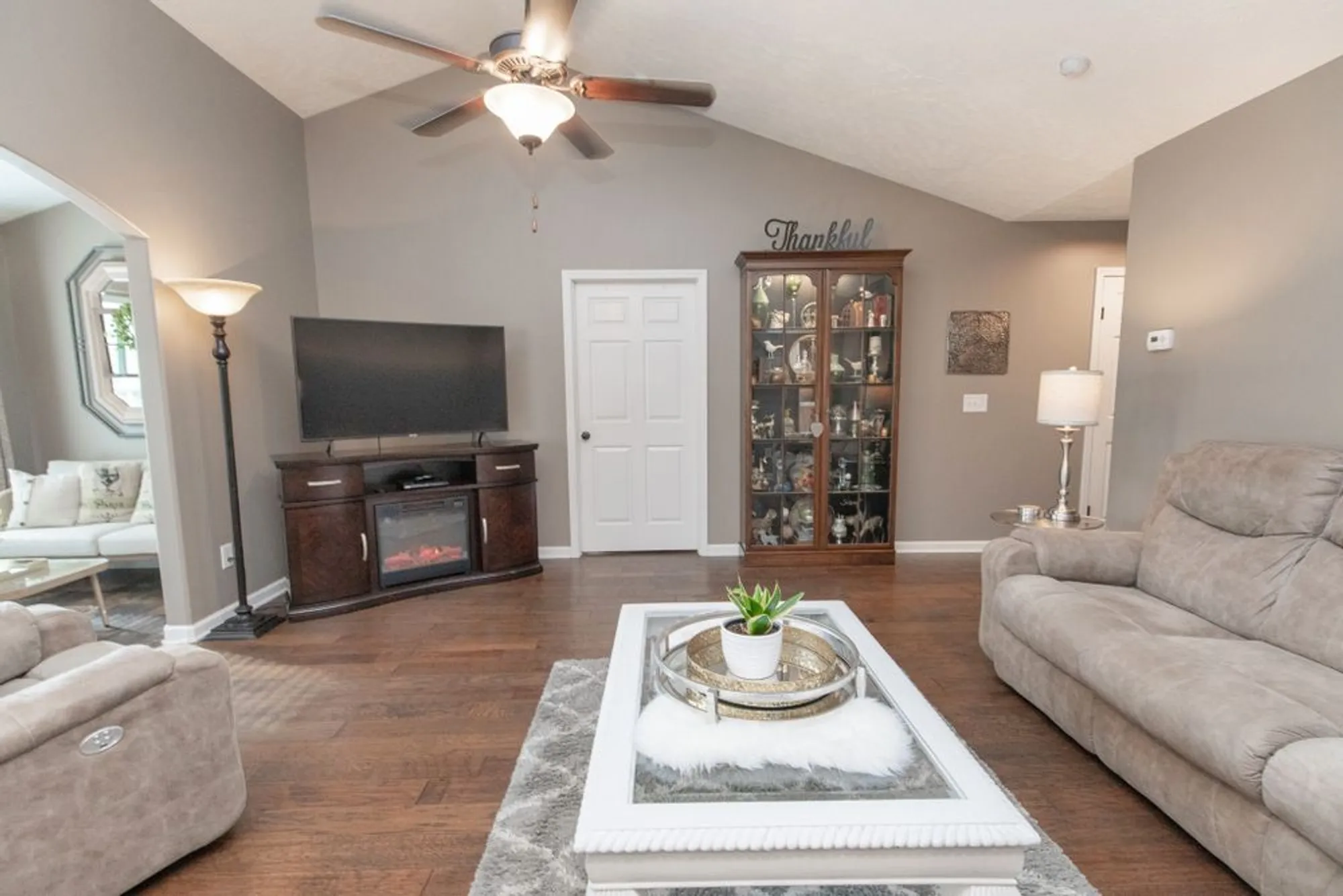 Property Slideshow image 4 of 50 | 395 devon chase hl 6001, Gallatin, TN, 37066