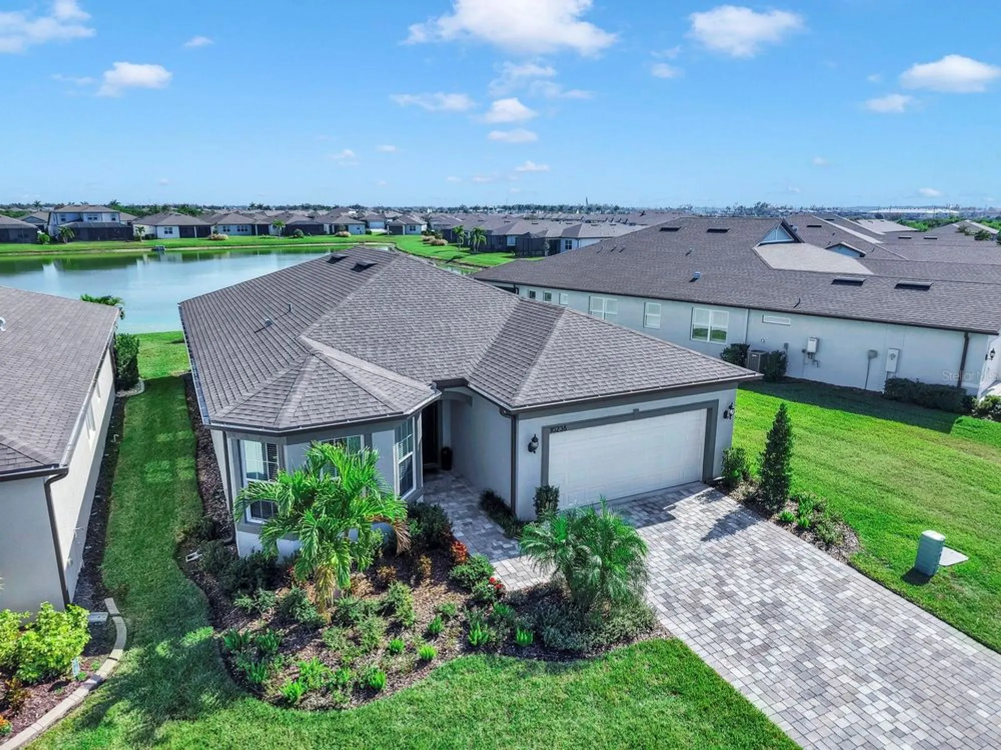 Property Slideshow image 9 of 91 | 10236 coastal shores dr, Parrish, FL, 34219