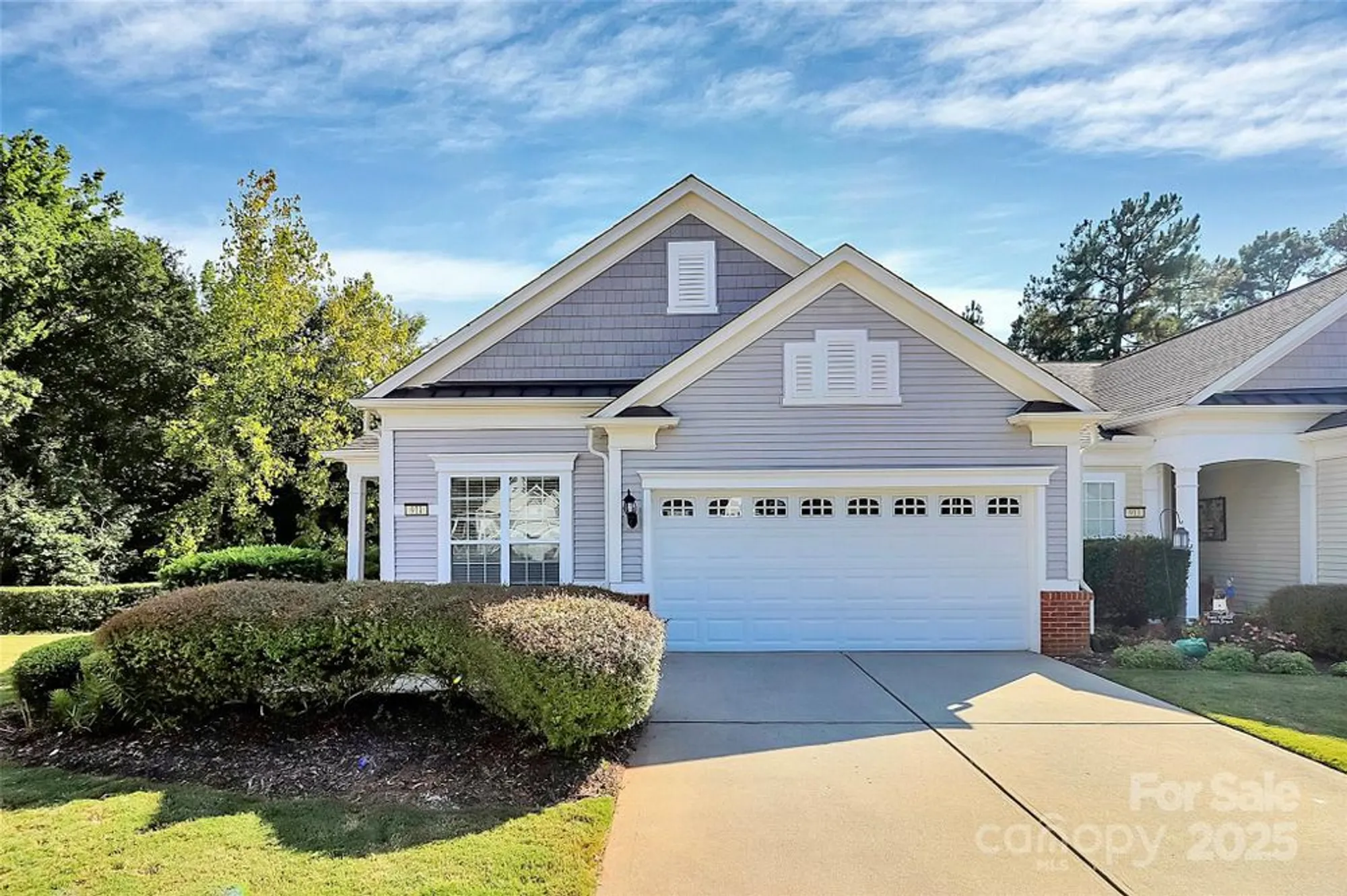 Property Slideshow image 2 of 48 | 911 lily magnolia ct, Fort Mill, SC, 29707