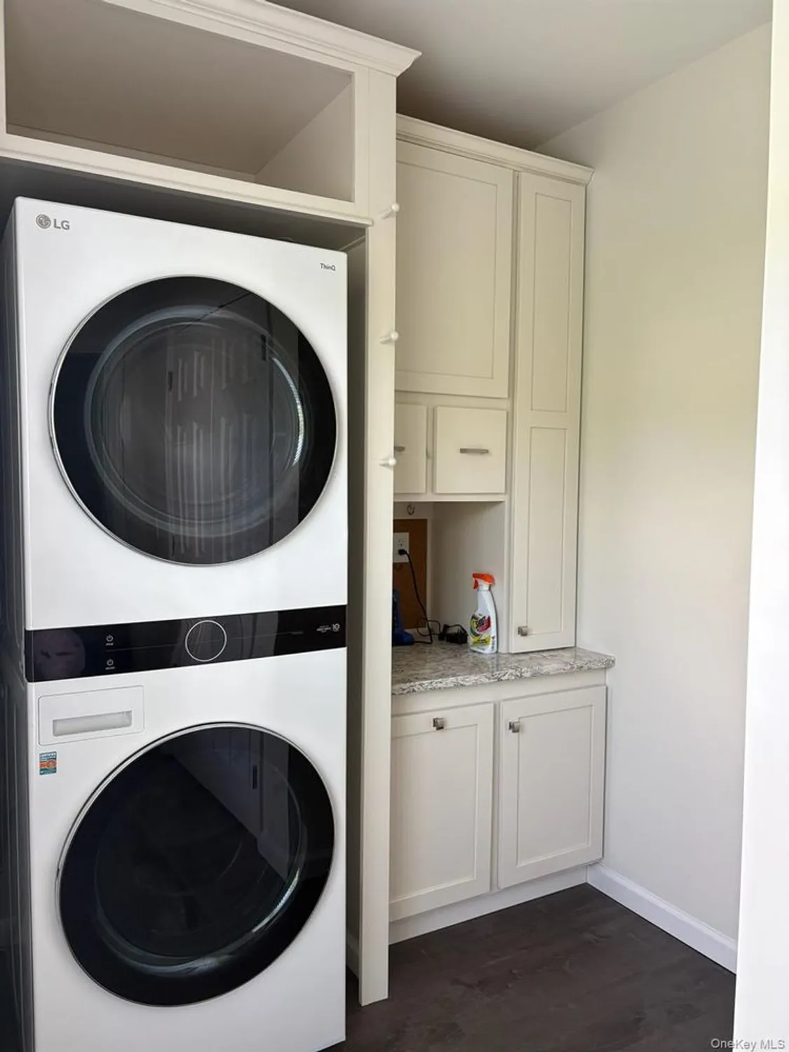 Property Slideshow image 17 of 19 | 1661 old country rd unit 563, Riverhead, NY, 11901