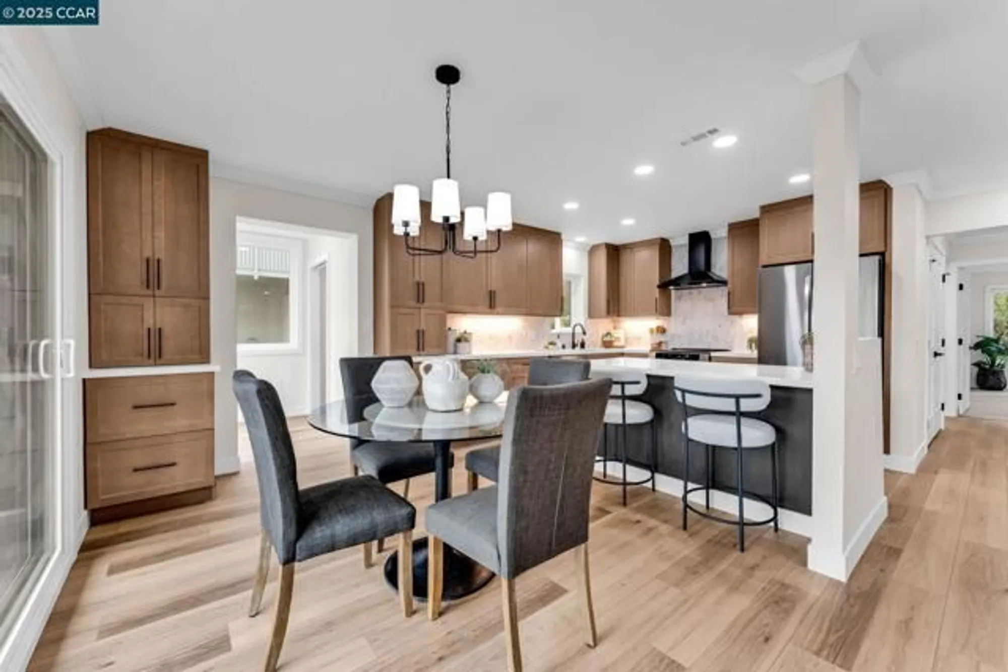 Property Slideshow image 23 of 49 | 1216 fairlawn ct 8, Walnut Creek, CA, 94595