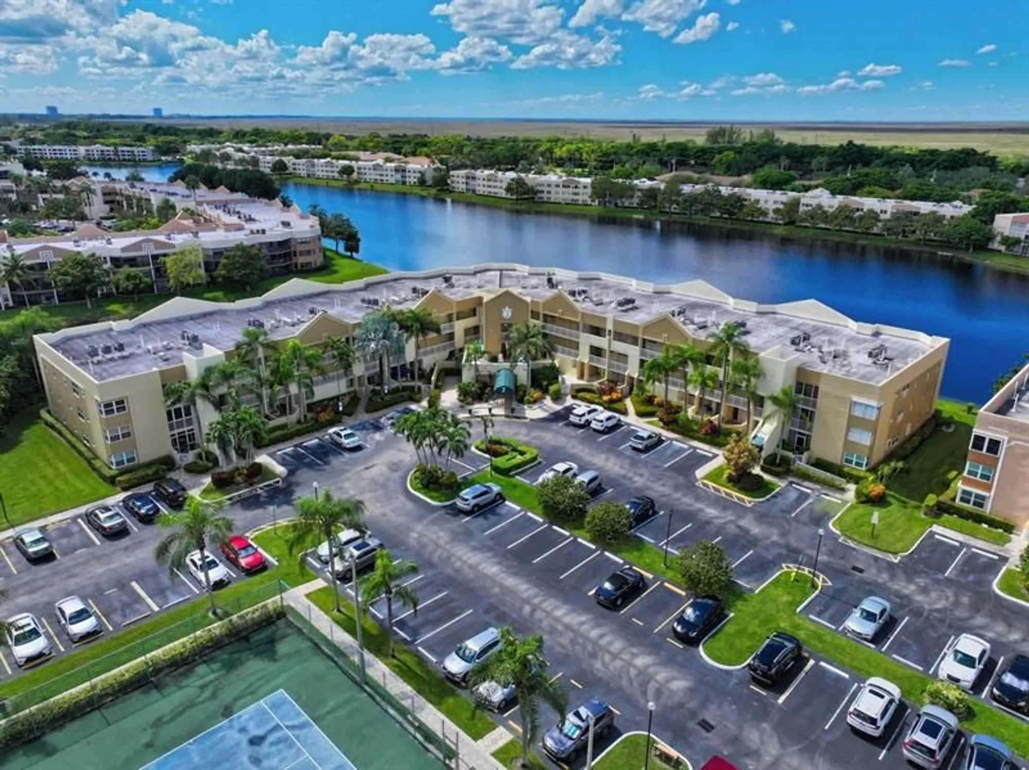 Property Slideshow image 48 of 49 | 7361 granville dr 303, Tamarac, FL, 33321