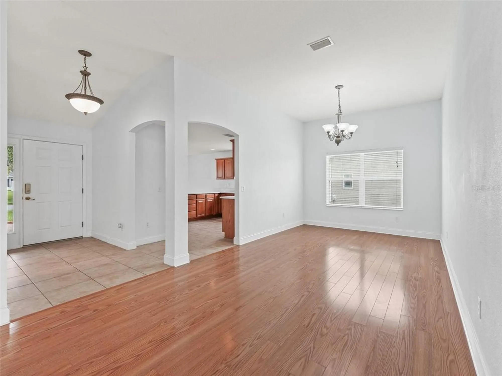 Property Slideshow image 14 of 41 | 12185 ne 51st cir, Oxford, FL, 34484