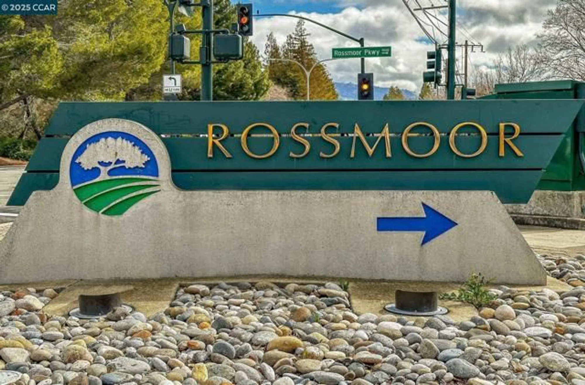 Property Slideshow image 25 of 36 | 1549 oakmont dr 12, Walnut Creek, CA, 94595