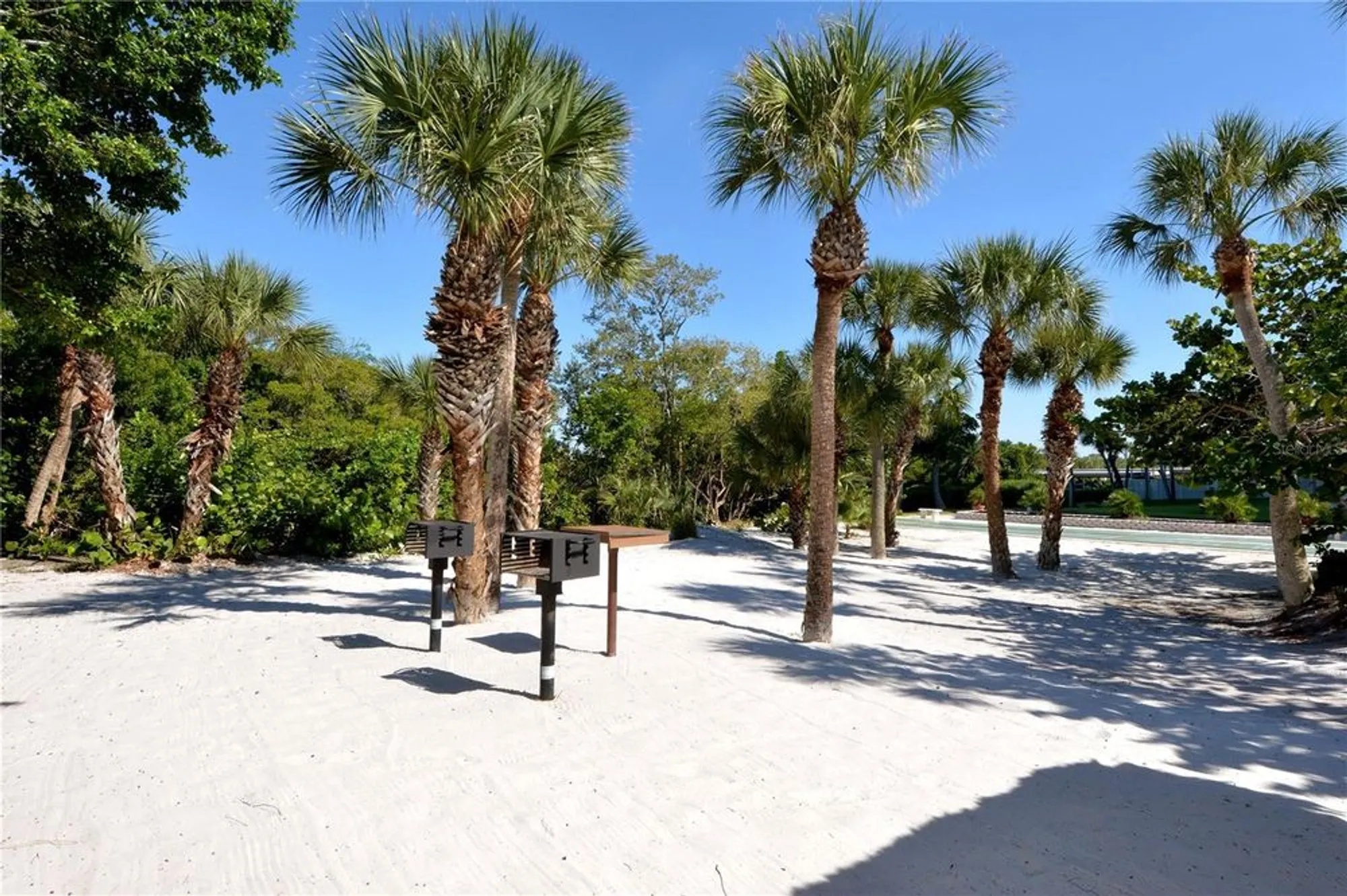 Property Slideshow image 52 of 65 | 119 whispering sands cir # v36, Sarasota, FL, 34242