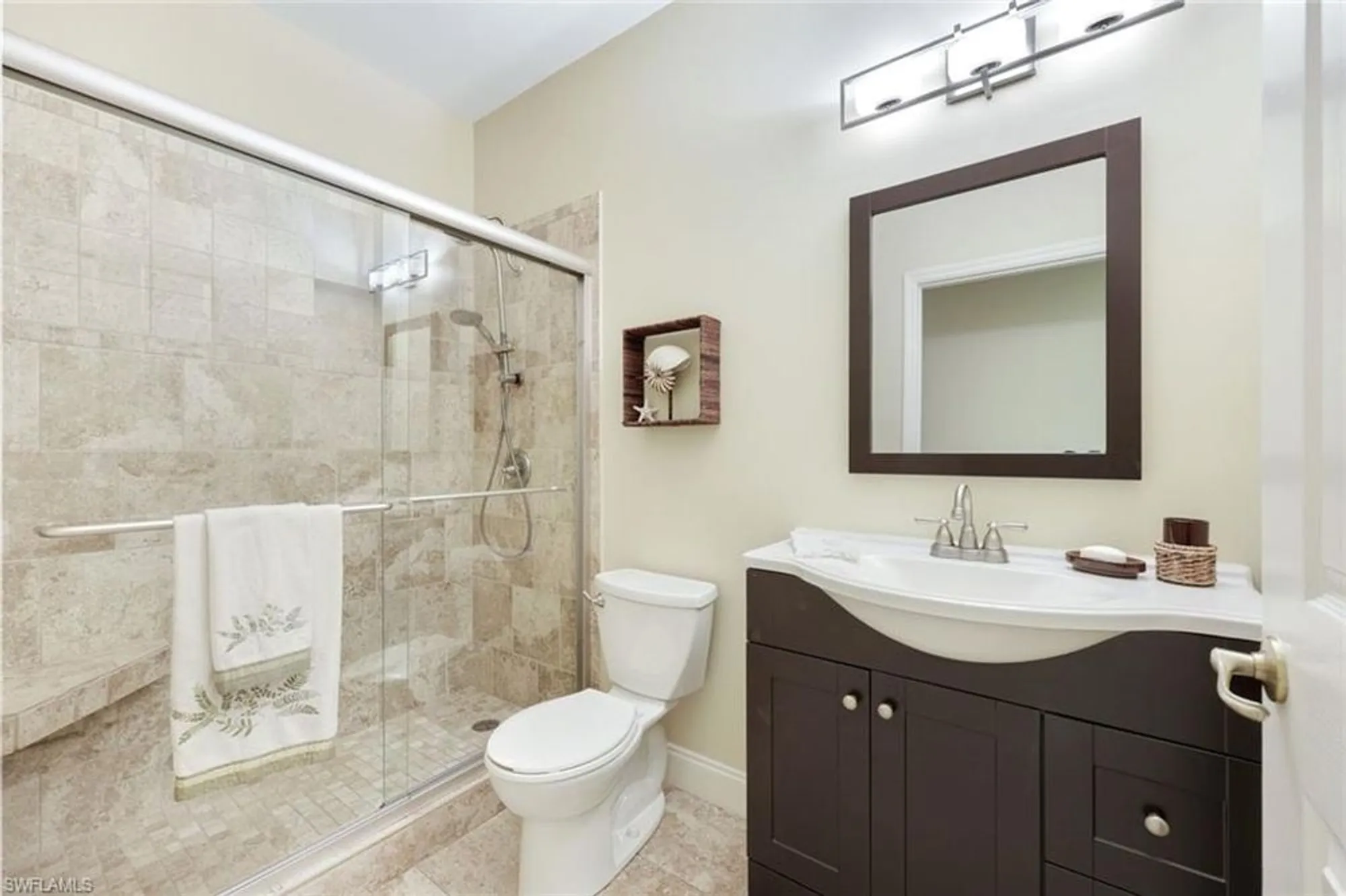 Property Slideshow image 17 of 29 | 4706 montego pointe way 201, Bonita Springs, FL, 34134