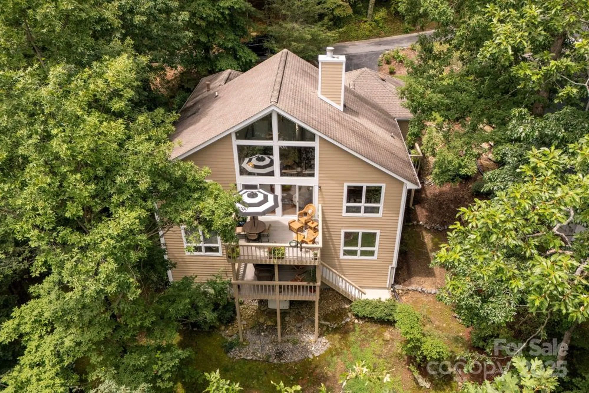 Property Slideshow image 36 of 39 | 210 claymoor ct 1, Flat Rock, NC, 28731