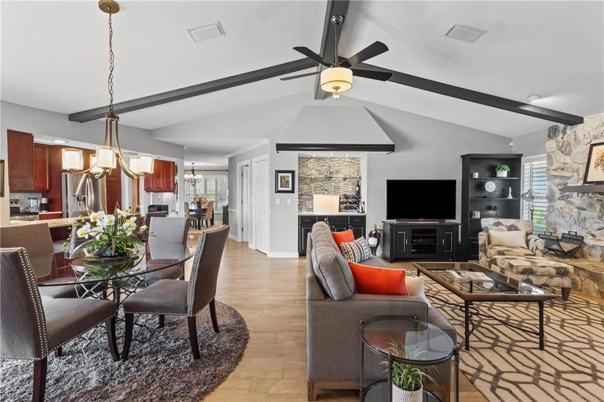 Property Slideshow image 13 of 64 | 557 warwick ct, Venice, FL, 34293