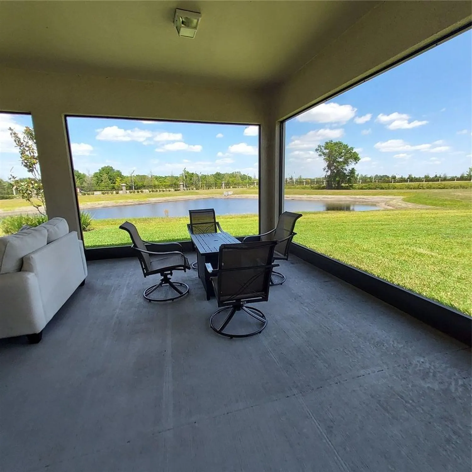 Property Slideshow image 78 of 80 | 5329 windy grove dr, Wimauma, FL, 33598
