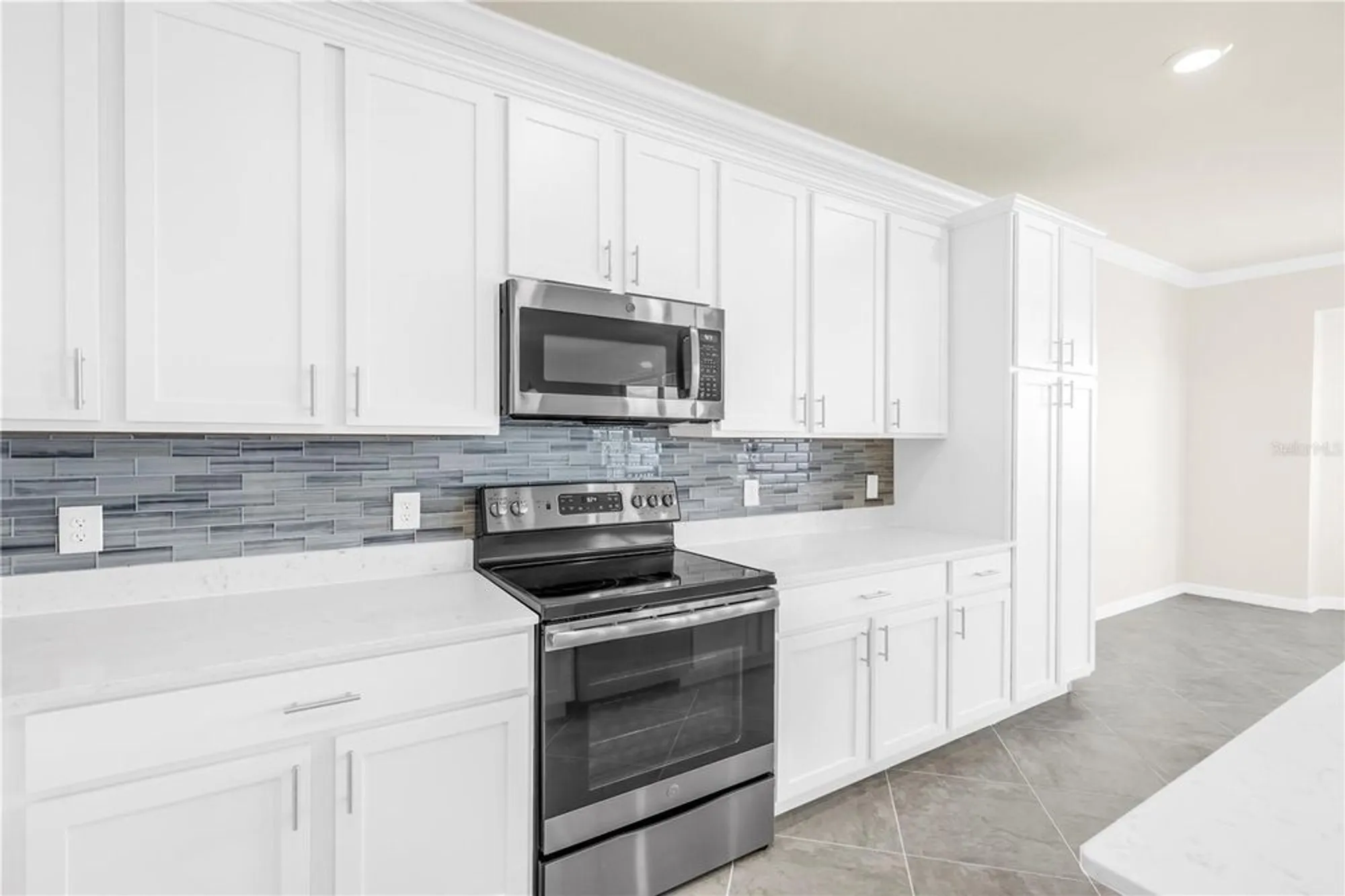 Property Slideshow image 15 of 59 | 1030 tidewater shores loop 406, Bradenton, FL, 34208