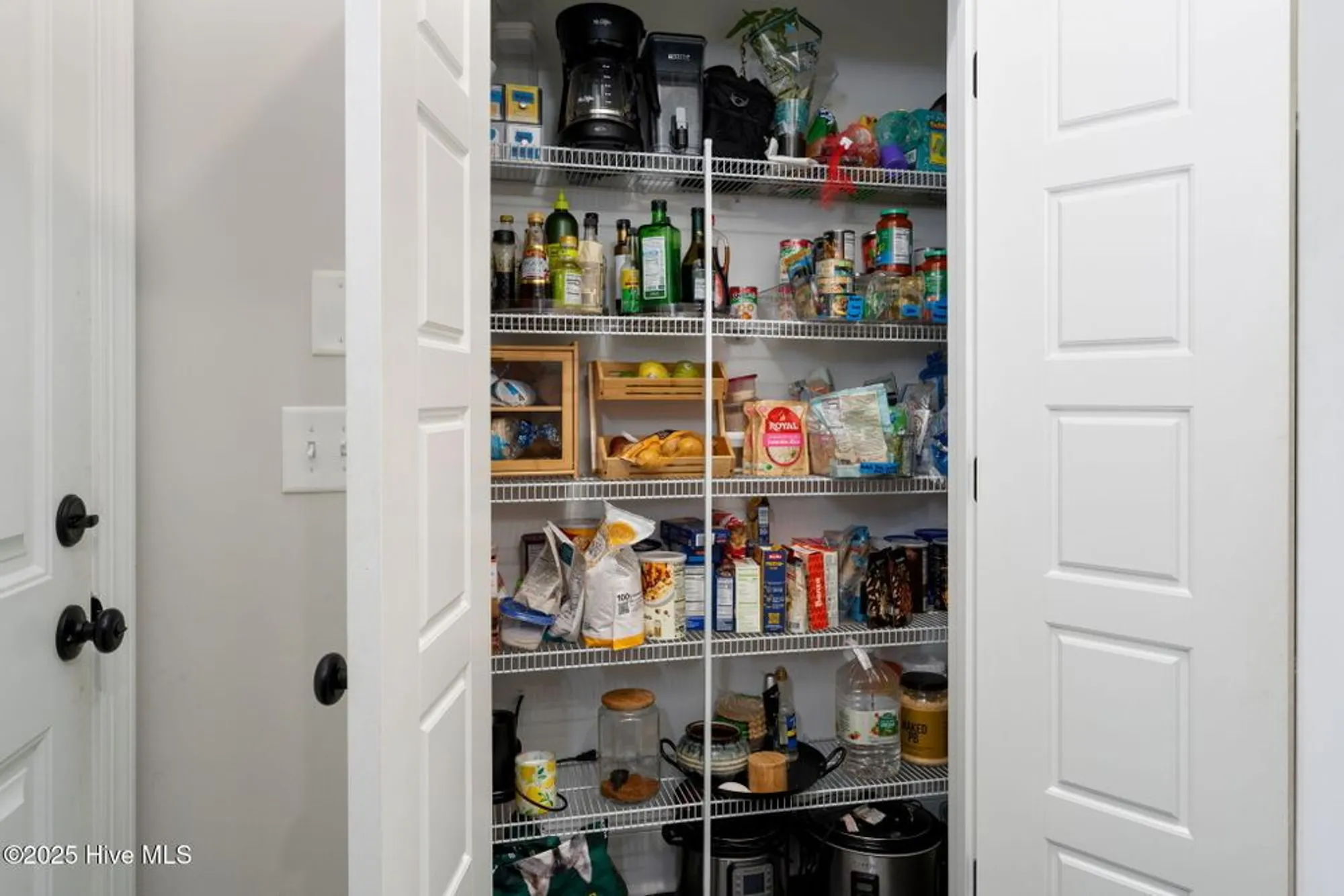 Property Slideshow image 8 of 44 | 410 trisail ter, Wilmington, NC, 28412