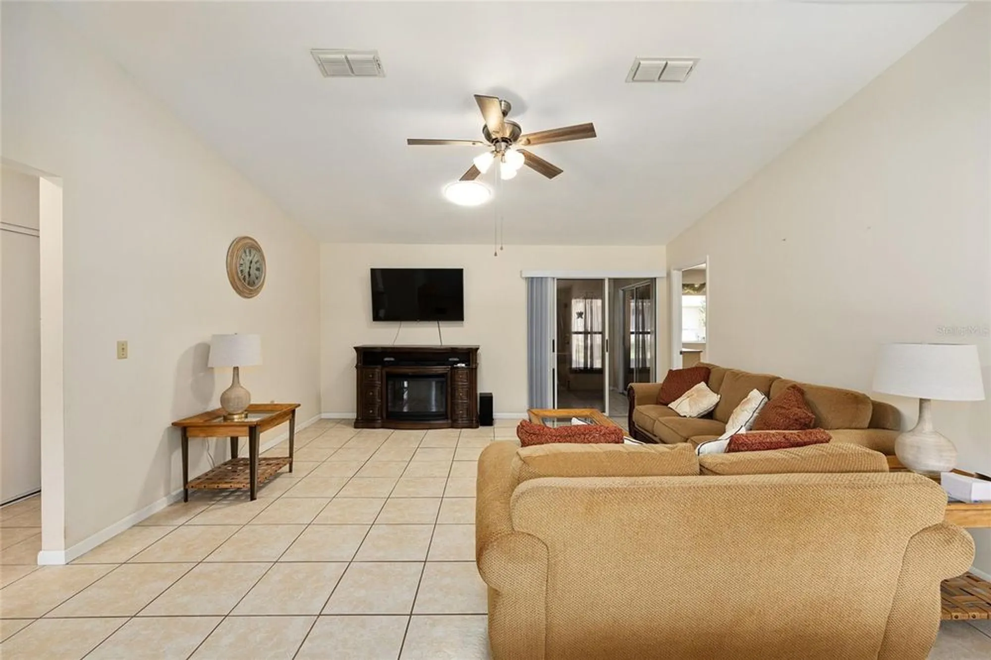 Property Slideshow image 10 of 37 | 10888 sw 90th ct, Ocala, FL, 34481