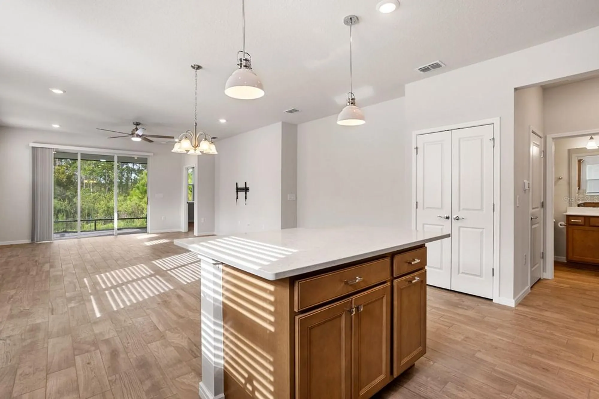 Property Slideshow image 29 of 40 | 2458 cliff way, Saint Cloud, FL, 34771