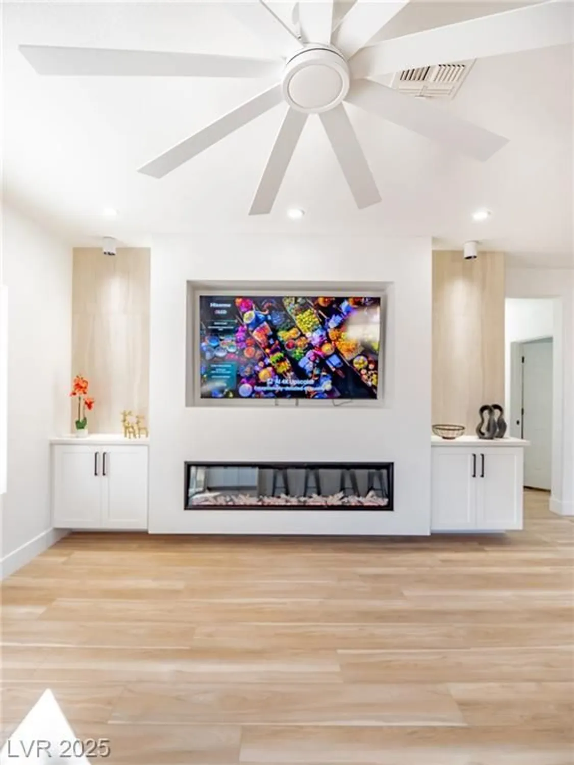 Property Slideshow image 13 of 43 | 2537 terrytown ave, Henderson, NV, 89052