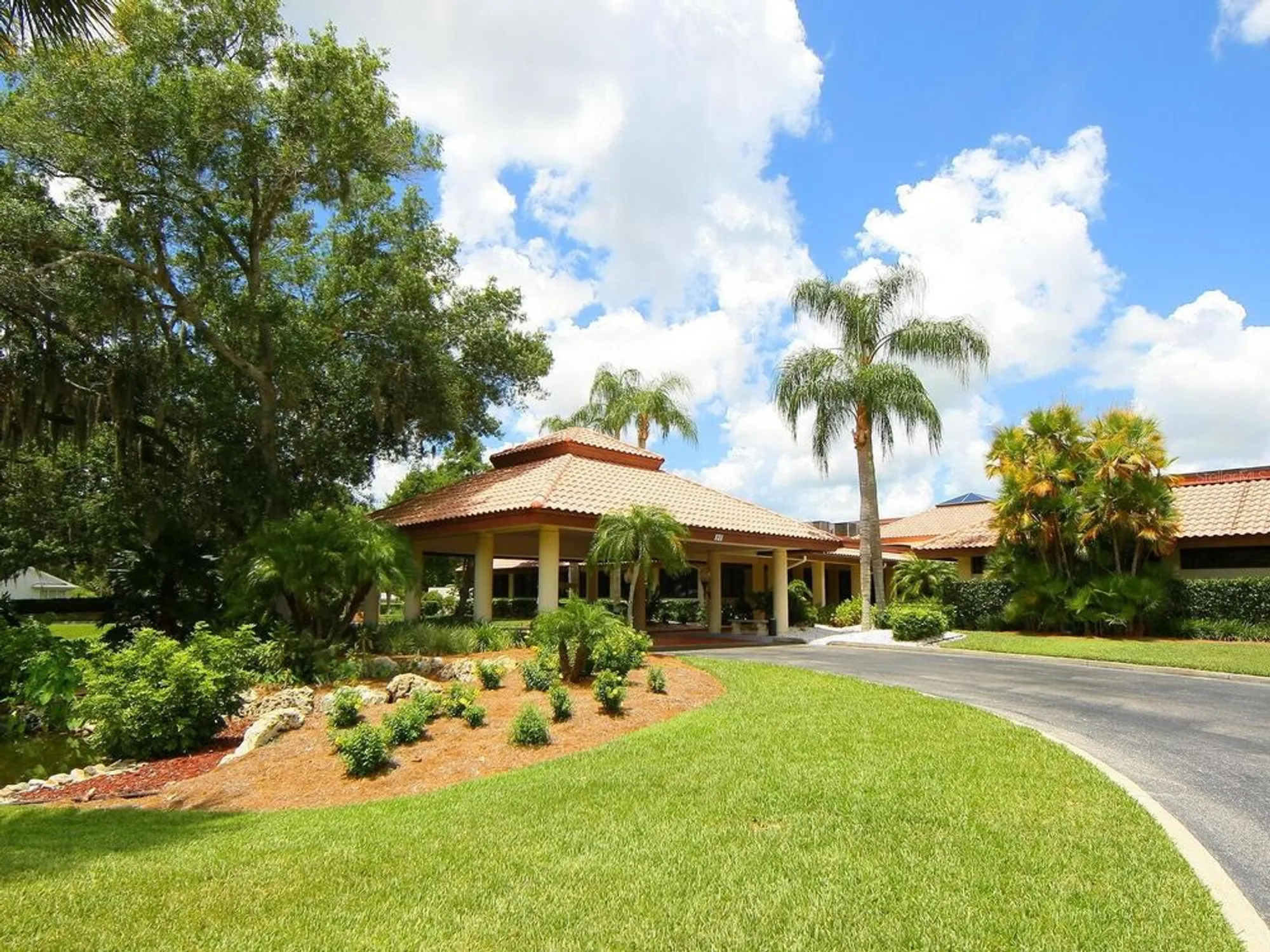 Property Slideshow image 42 of 73 | 6103 clubside dr # 6103, Sarasota, FL, 34243