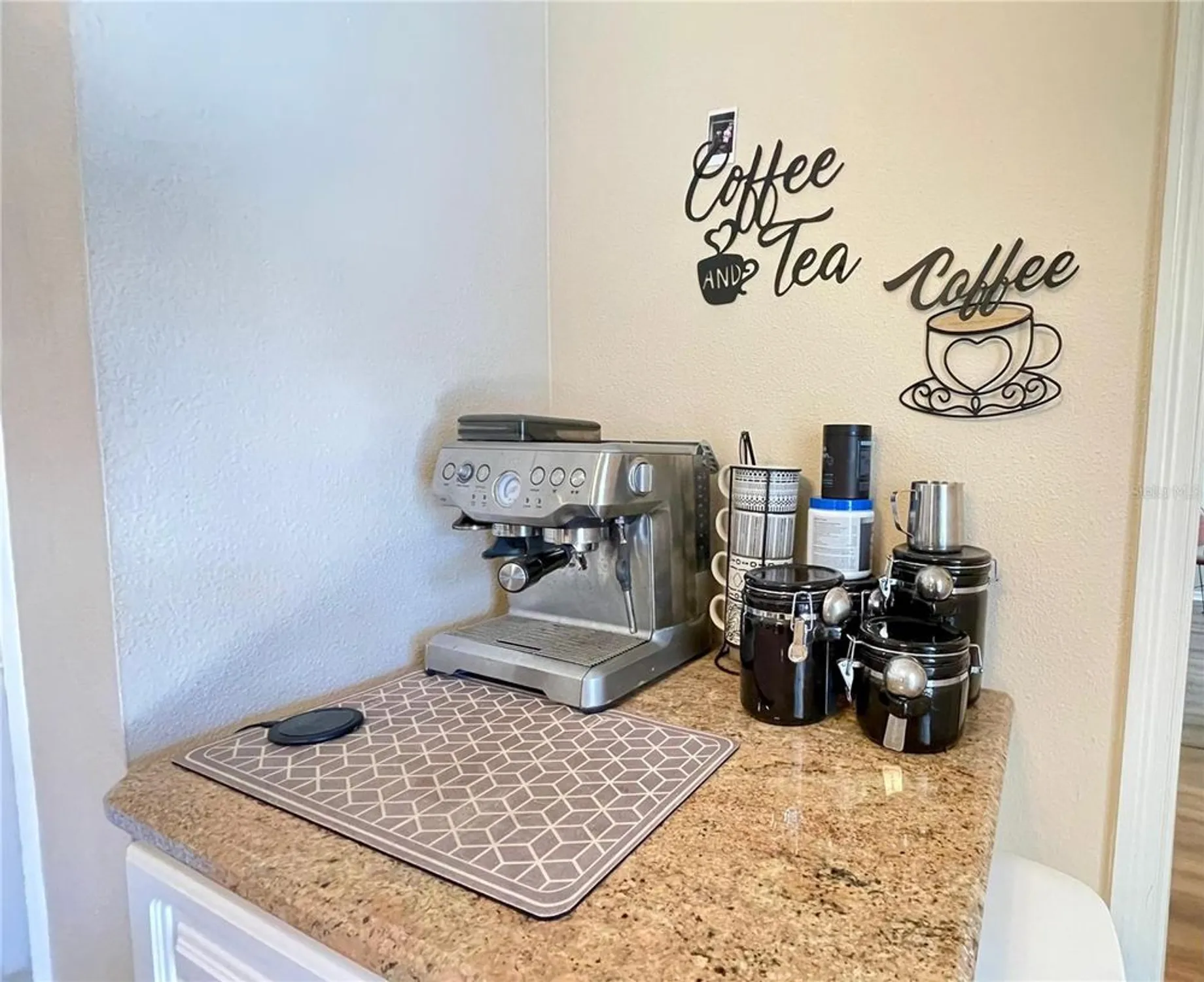 Property Slideshow image 32 of 45 | 6323 silver lakes dr, Lakeland, FL, 33810