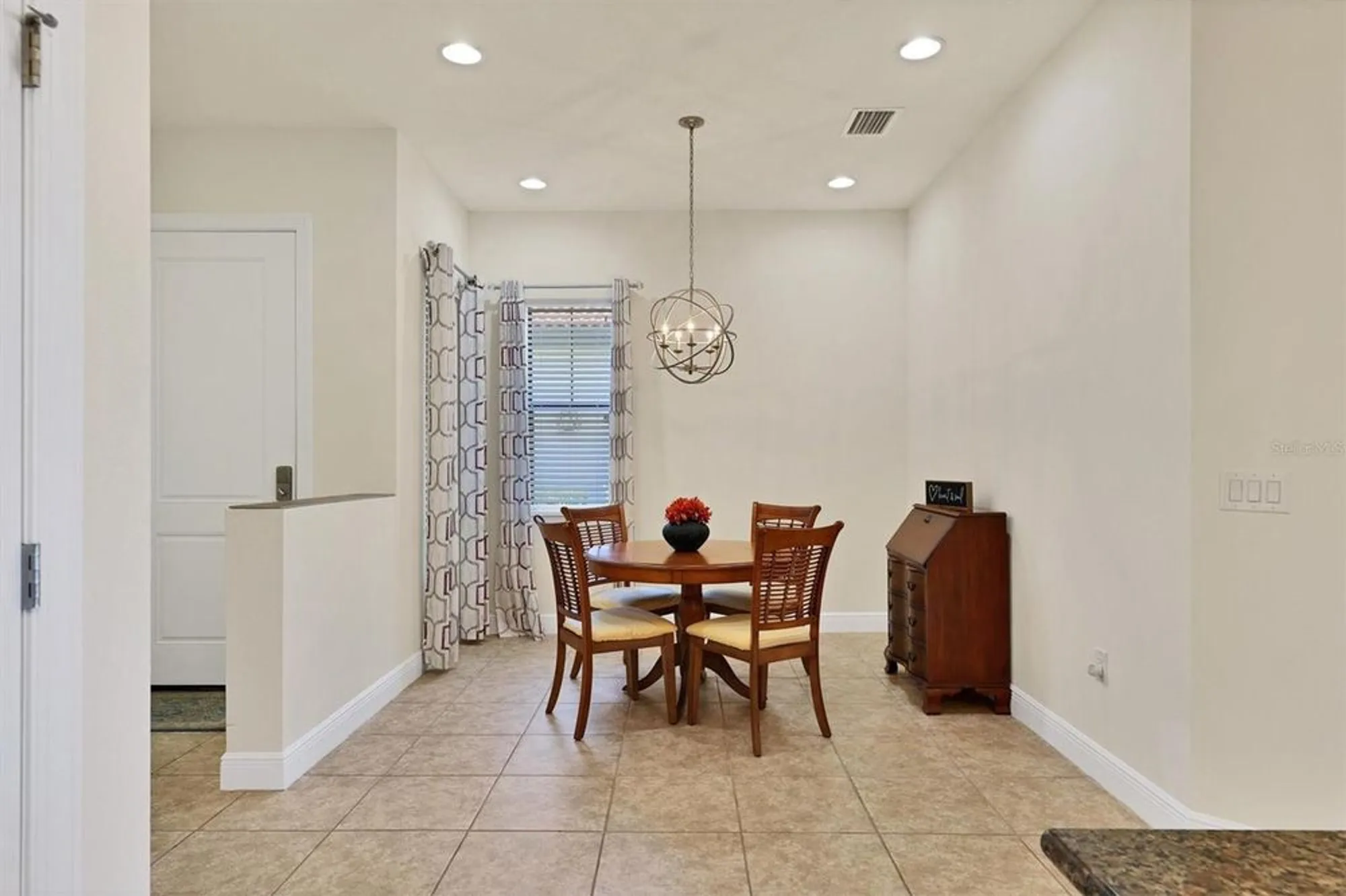 Property Slideshow image 7 of 58 | 10424 crooked creek dr, Venice, FL, 34293