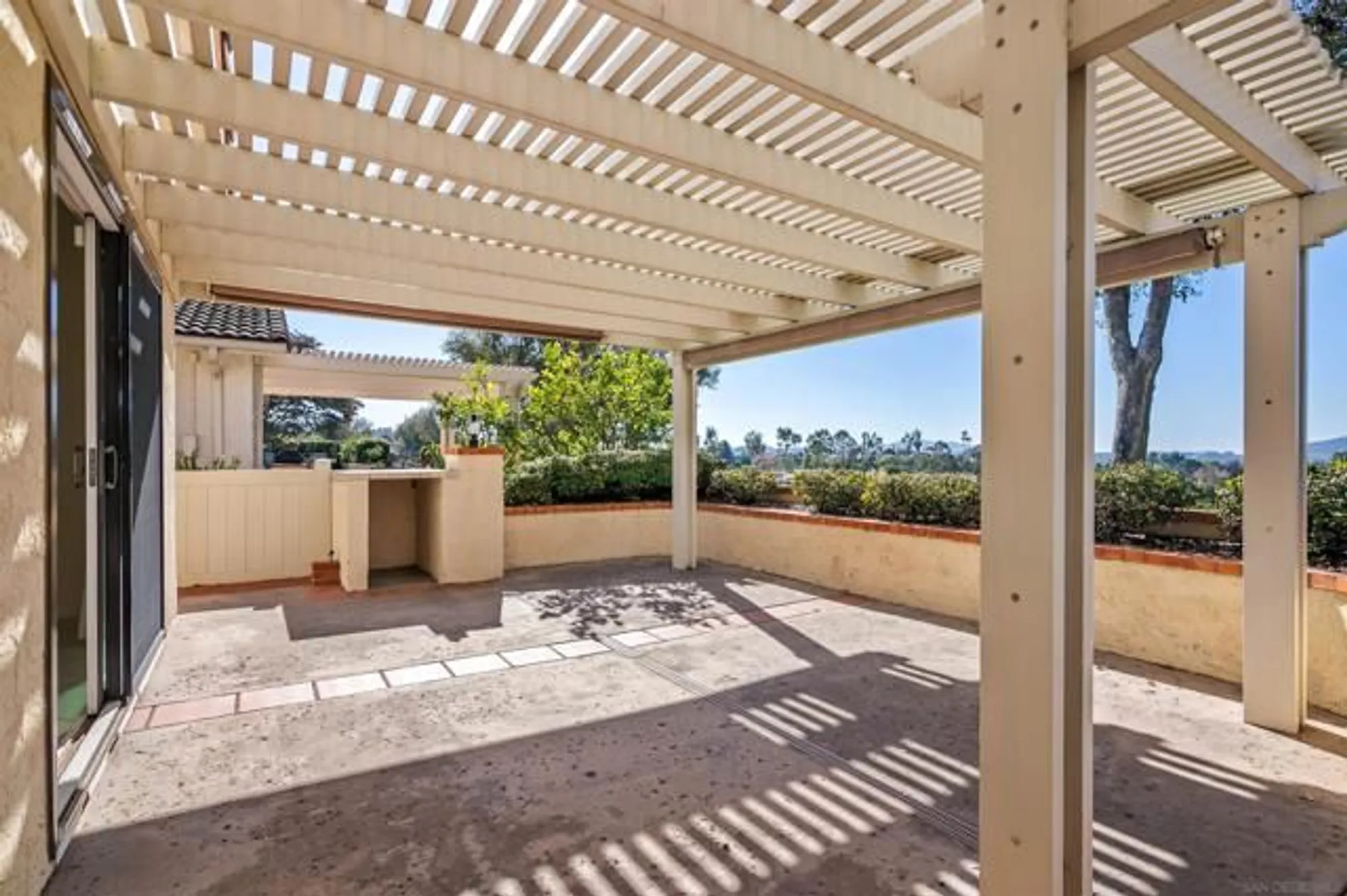Property Slideshow image 41 of 51 | 18113 calle estepona, San Diego, CA, 92128