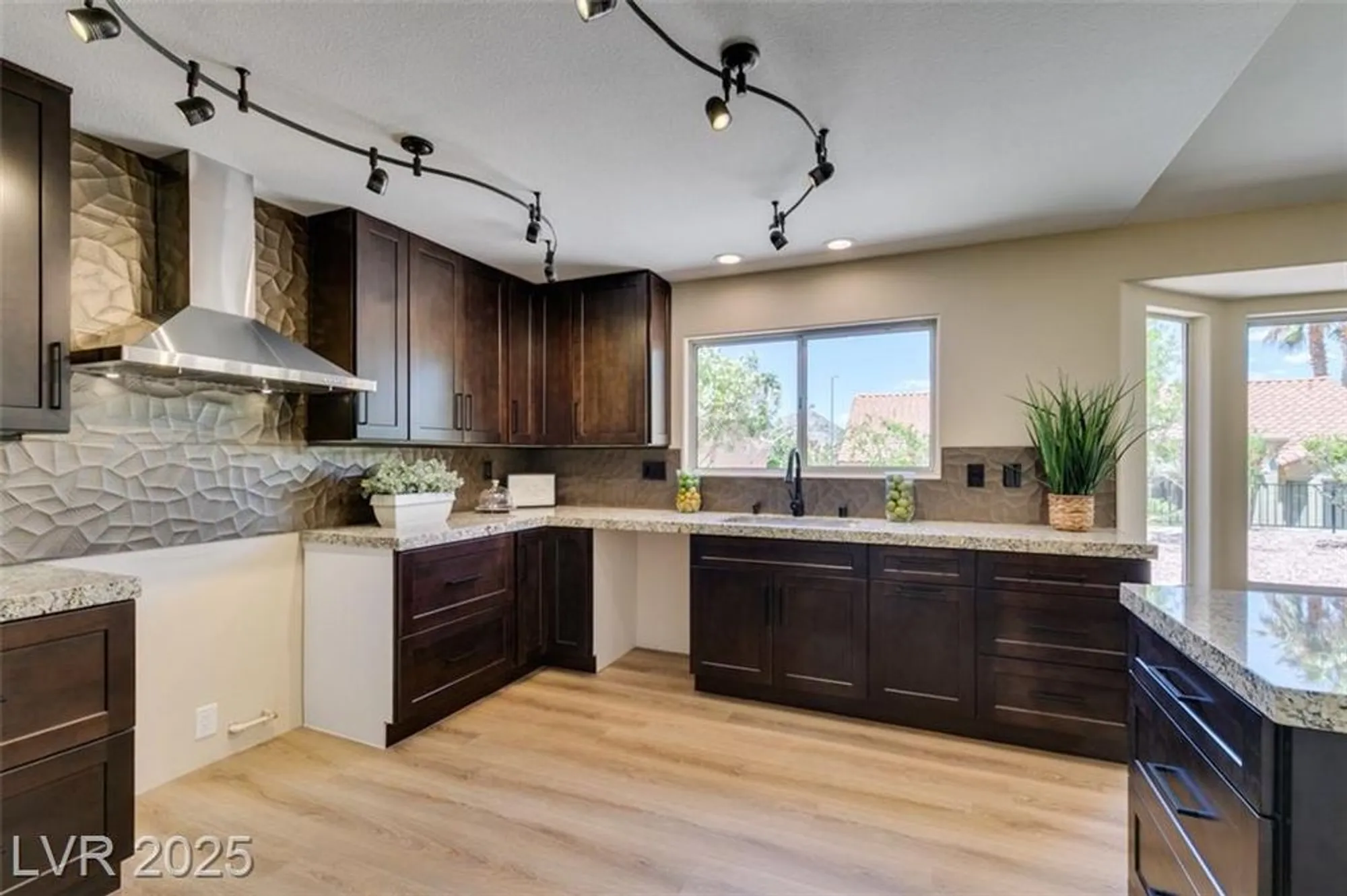 Property Slideshow image 21 of 30 | 9800 rosamond dr, Las Vegas, NV, 89134