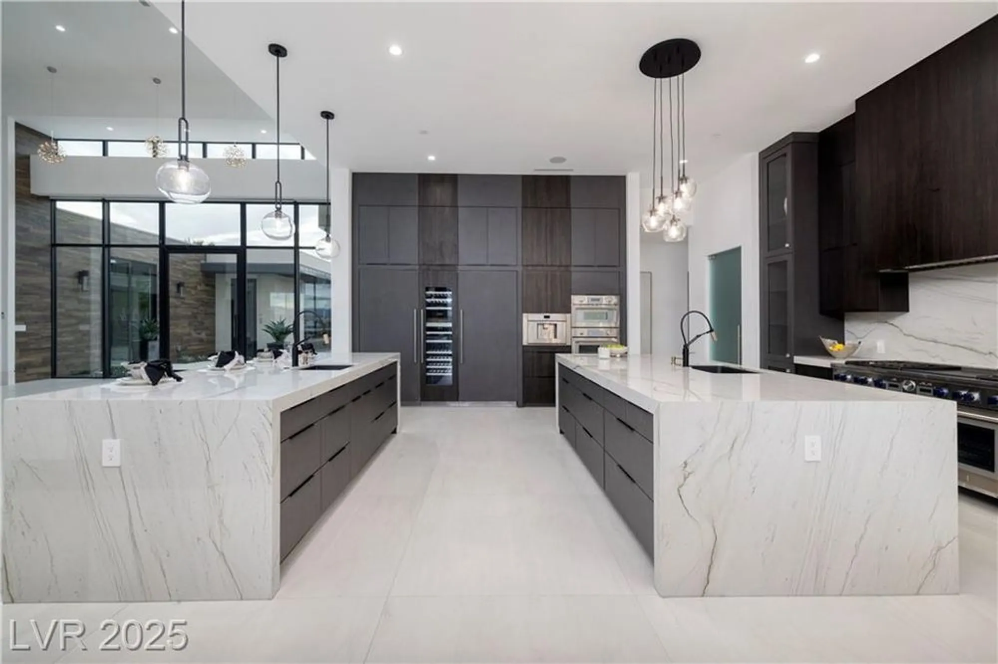 Property Slideshow image 14 of 66 | 12 rainbow point pl, Henderson, NV, 89011