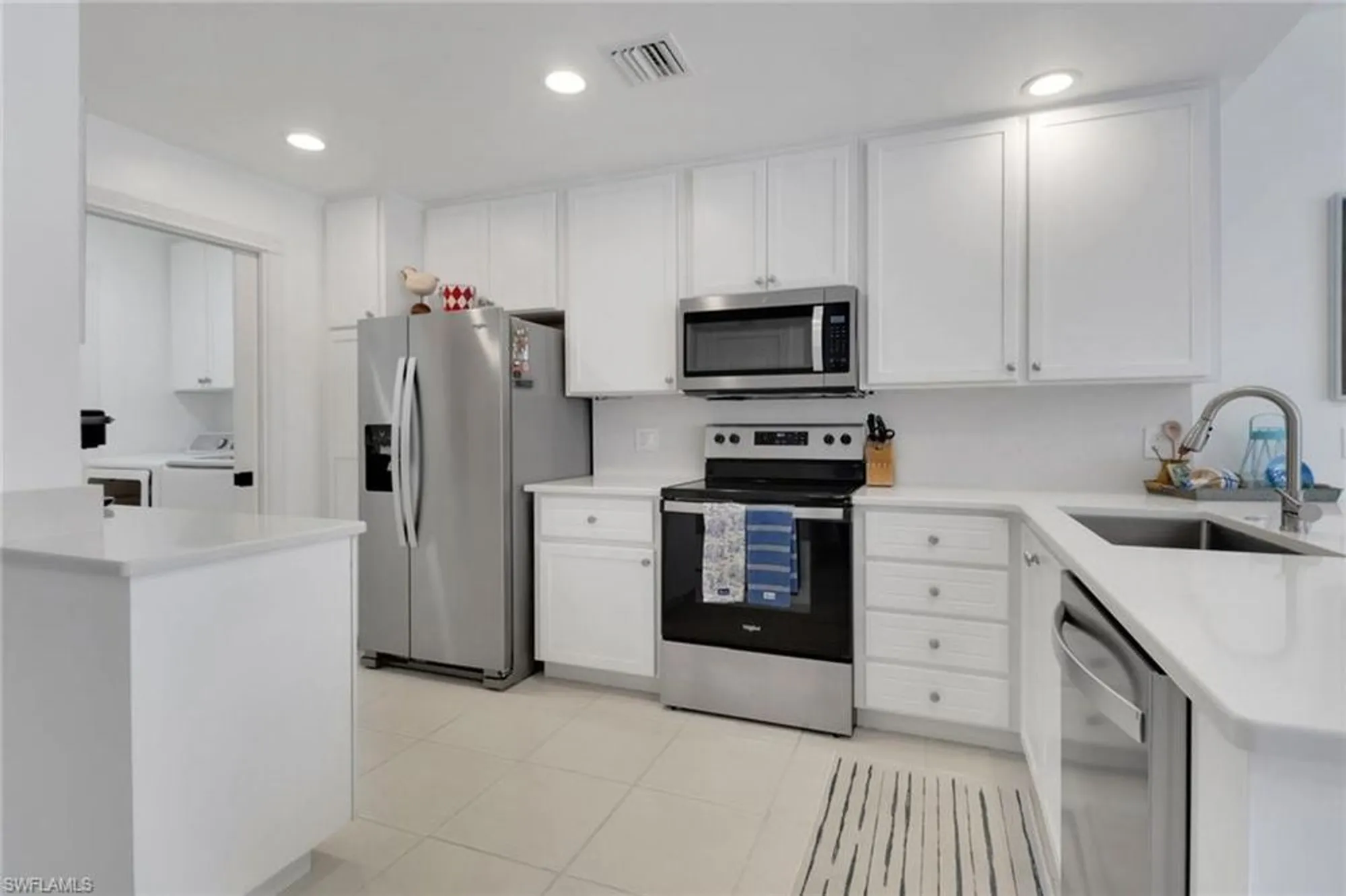 Property Slideshow image 12 of 43 | 3570 zanzibar way, Naples, FL, 34119