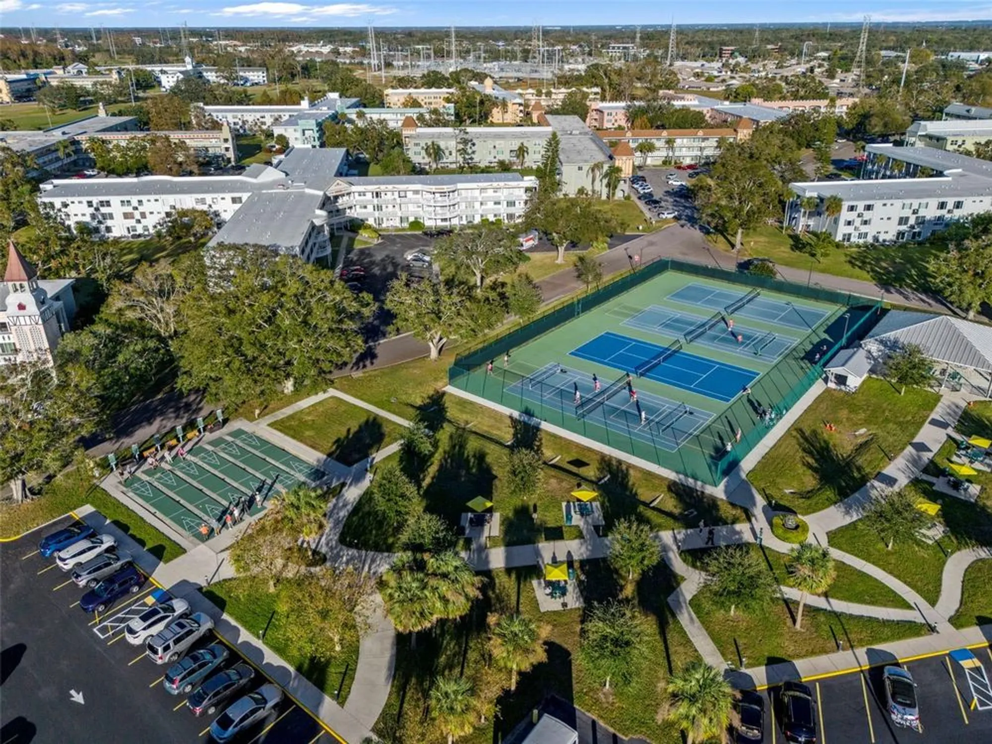 Property Slideshow image 49 of 61 | 2440 world parkway blvd 38, Clearwater, FL, 33763