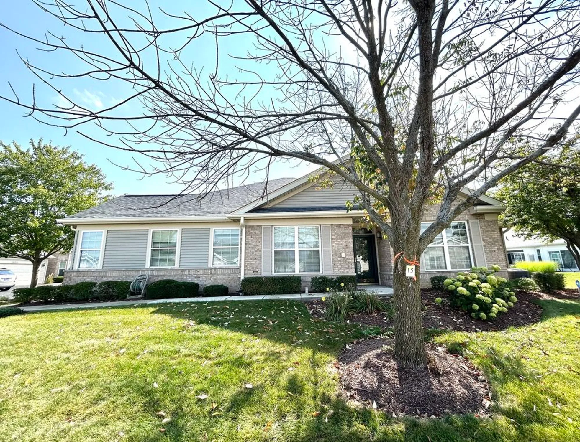 Property Slideshow image 1 of 19 | 21531 wolf lake way, Crest Hill, IL, 60403