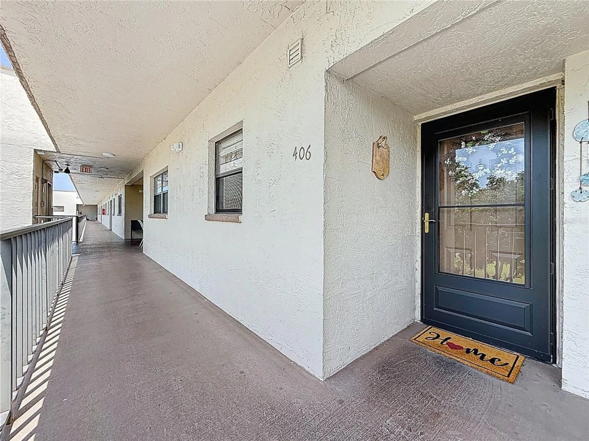 Property Slideshow image 2 of 51 | 5920 80th st n unit 406, Saint Petersburg, FL, 33709