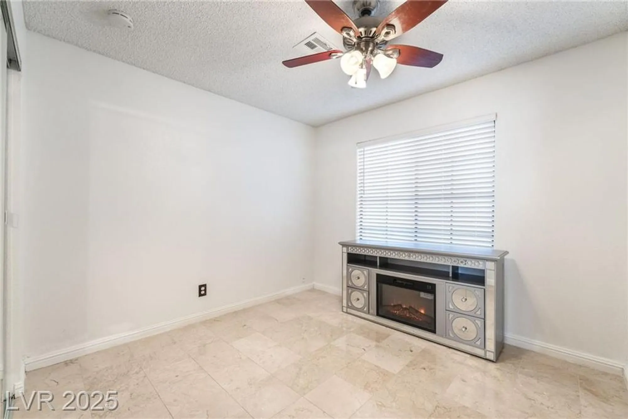 Property Slideshow image 26 of 48 | 4837 maryvale dr, Las Vegas, NV, 89130