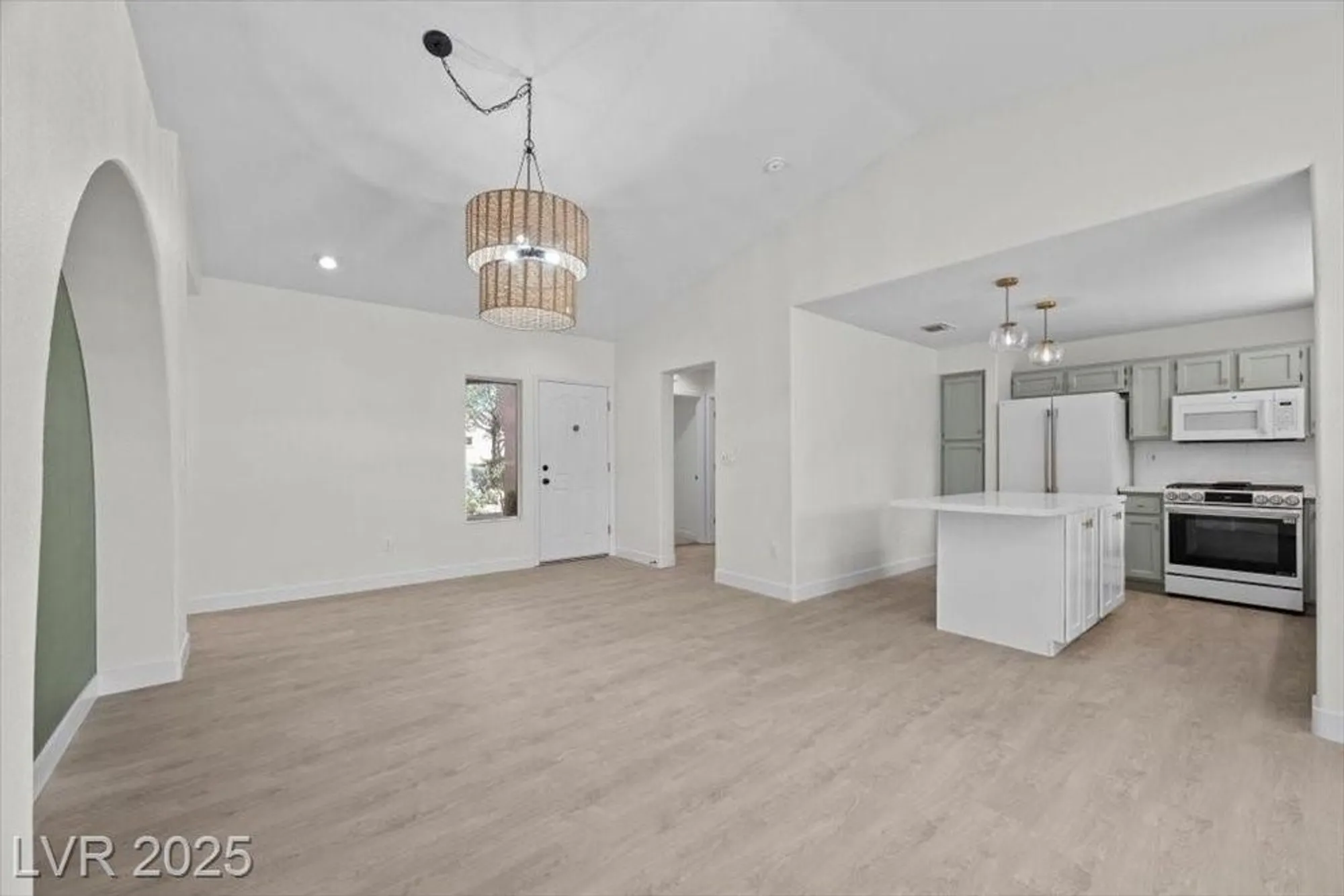 Property Slideshow image 9 of 27 | 2216 spring water dr, Las Vegas, NV, 89134