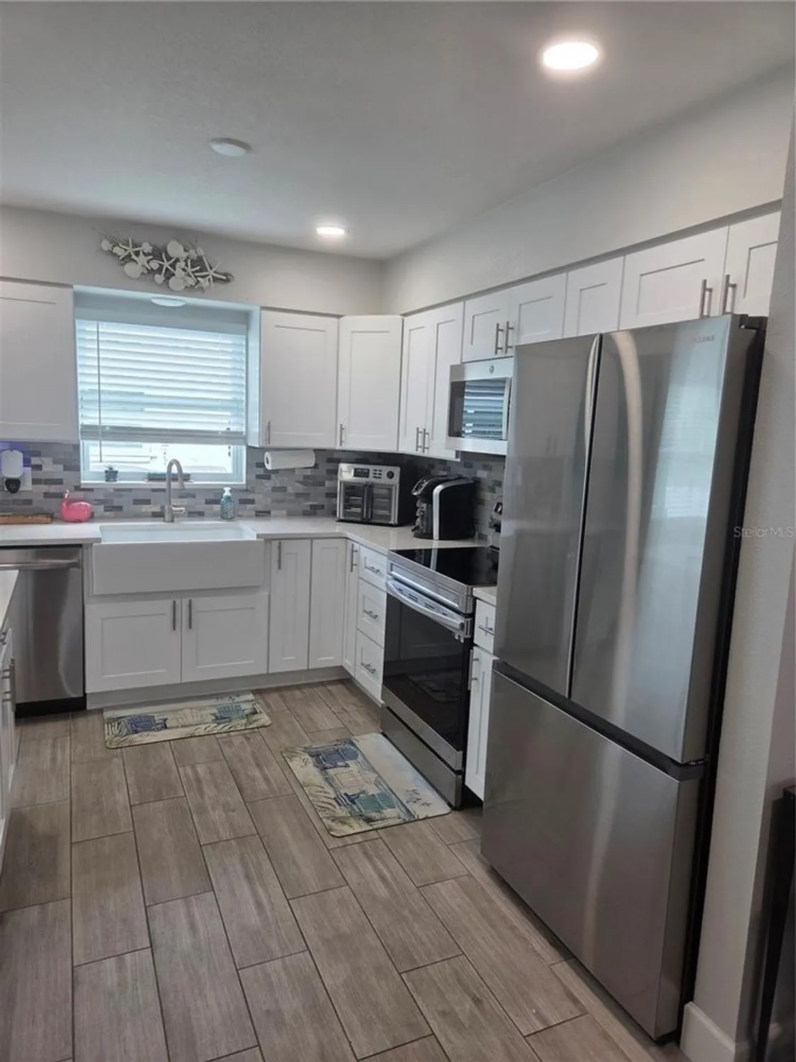 Property Slideshow image 5 of 42 | 8445 phillip n # 13, Pinellas Park, FL, 33781