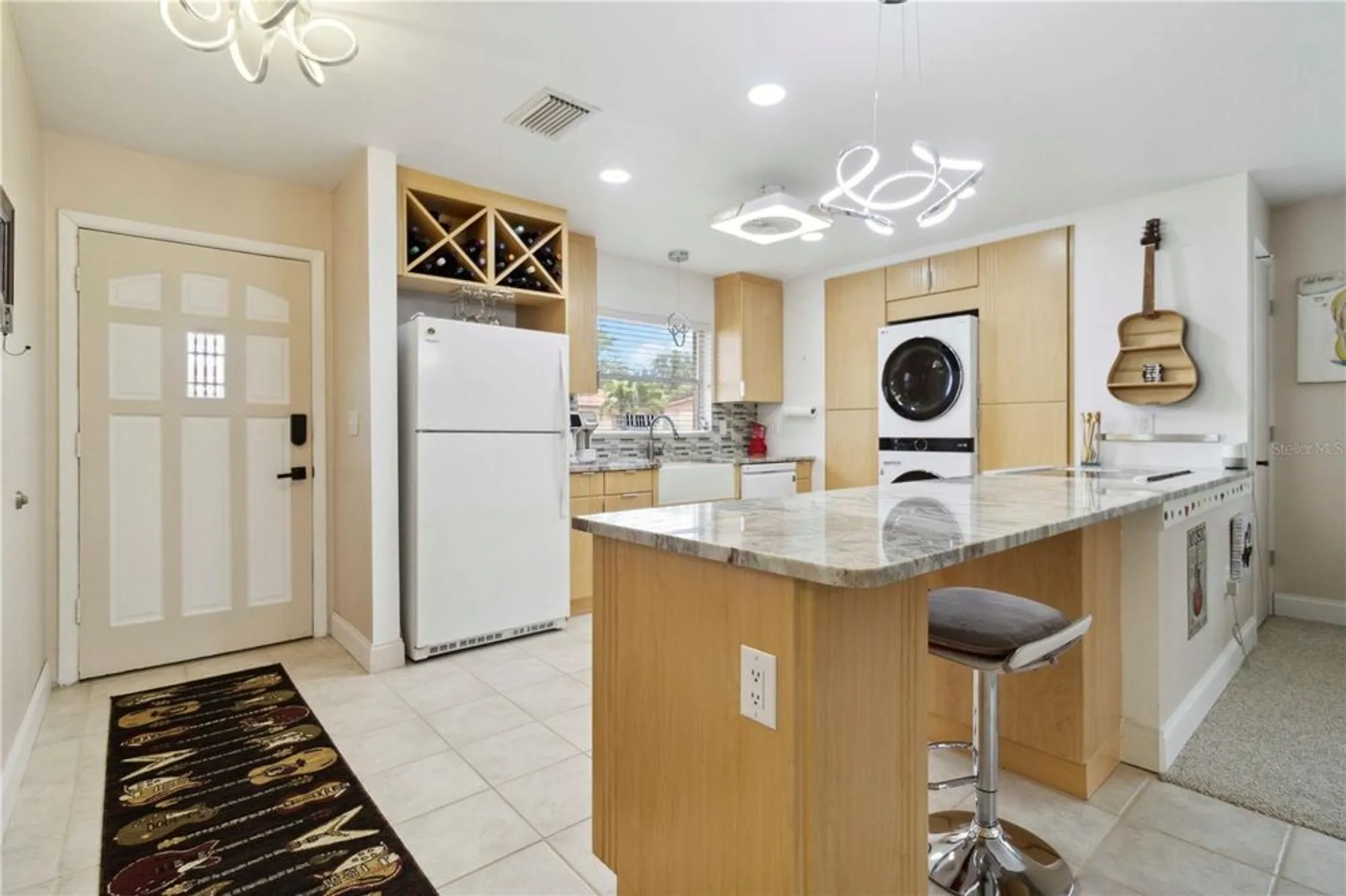 Property Slideshow image 2 of 21 | 4549 tippecanoe trl # 20, Sarasota, FL, 34233