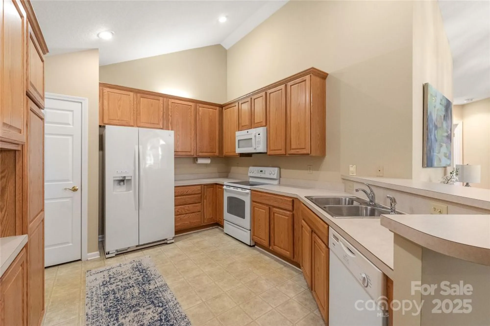 Property Slideshow image 11 of 16 | 3052 polo view ln, Matthews, NC, 28105